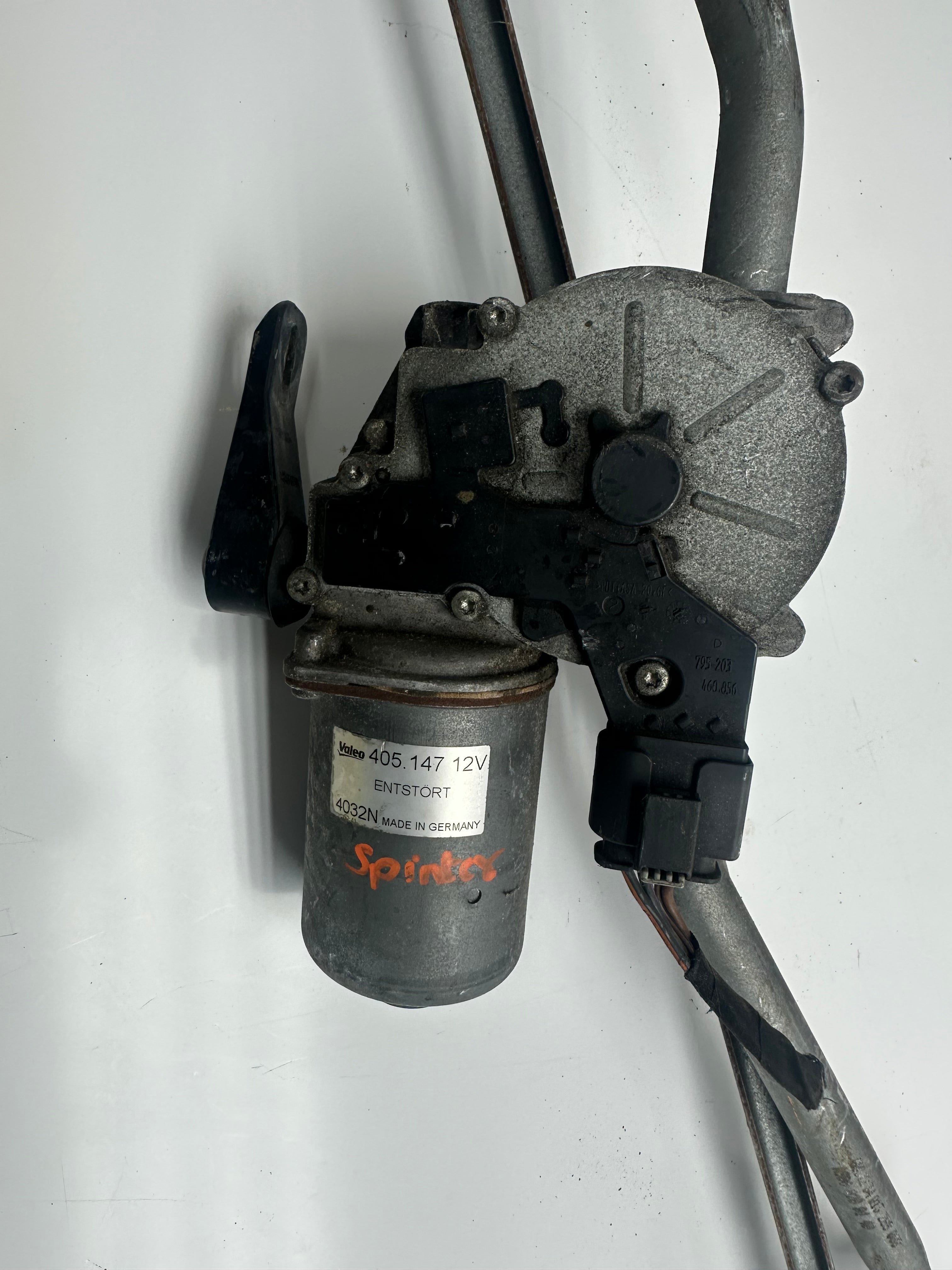 Mercedes Sprinter Wiper Motor and Linkage 405.147 12V