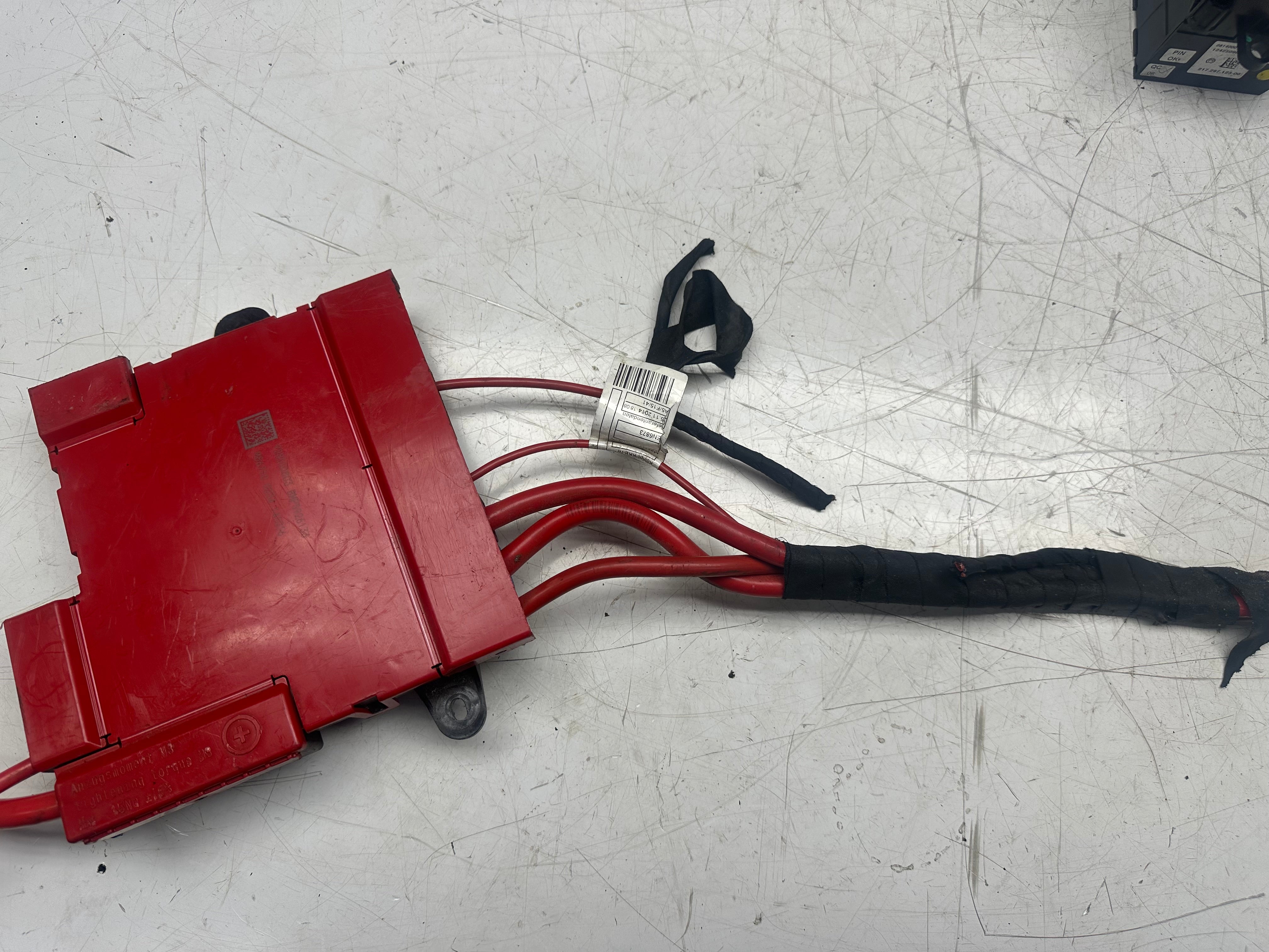 BMW X5 2013-18 Rear Power Distribution Point (928550803) (9230017)