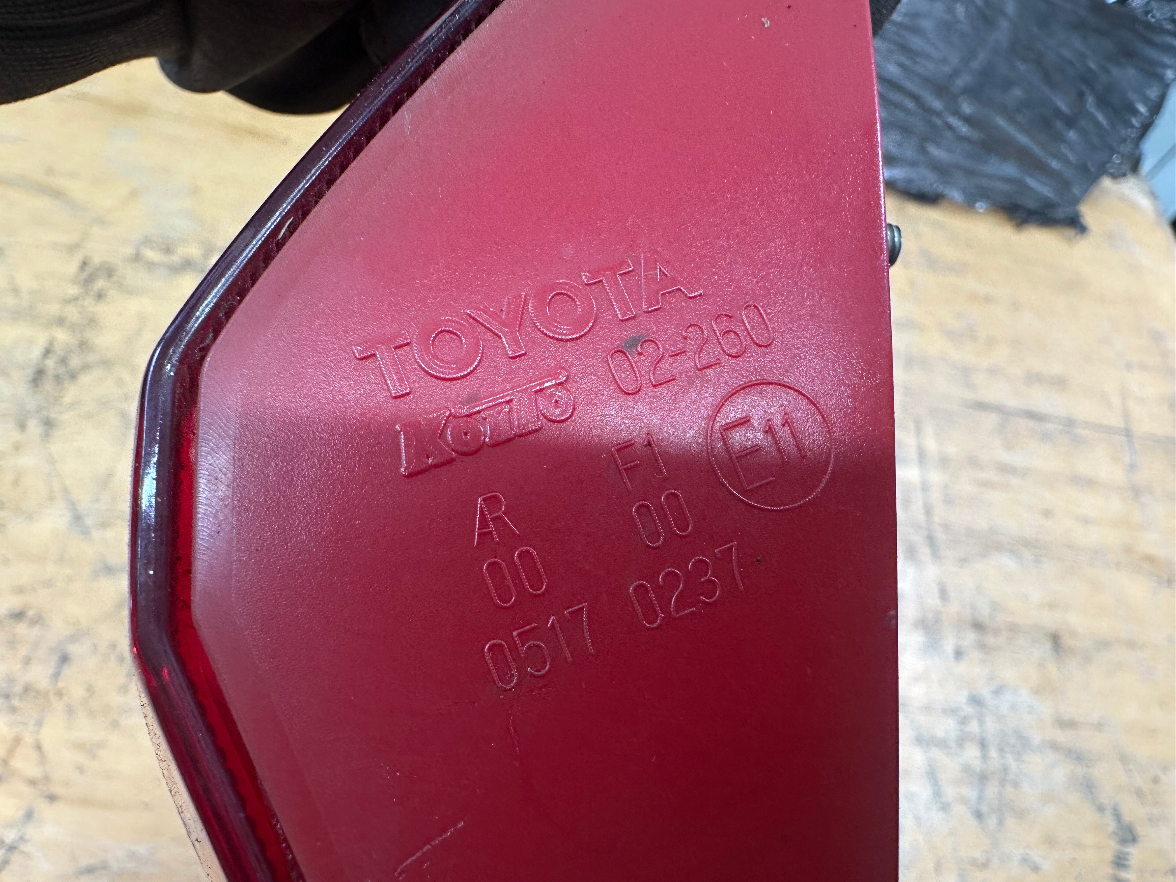 Toyota Auris E18 Hatchback 2012-2015 Driver’s Right Inner Rear Tail Light (02-260)