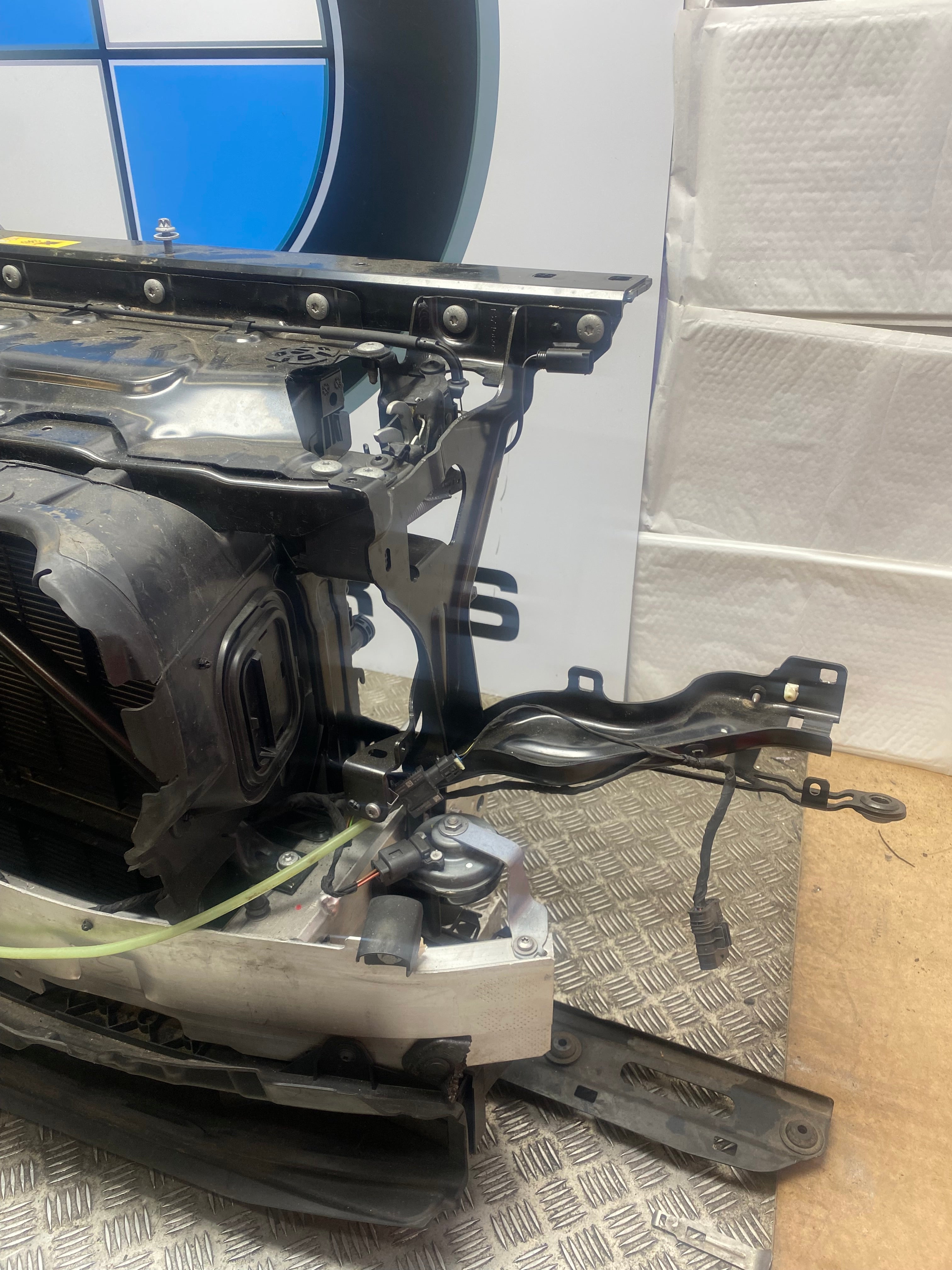 BMW X5 G05 / X6 G06 Front Slam Panel Complete – 2018–Present