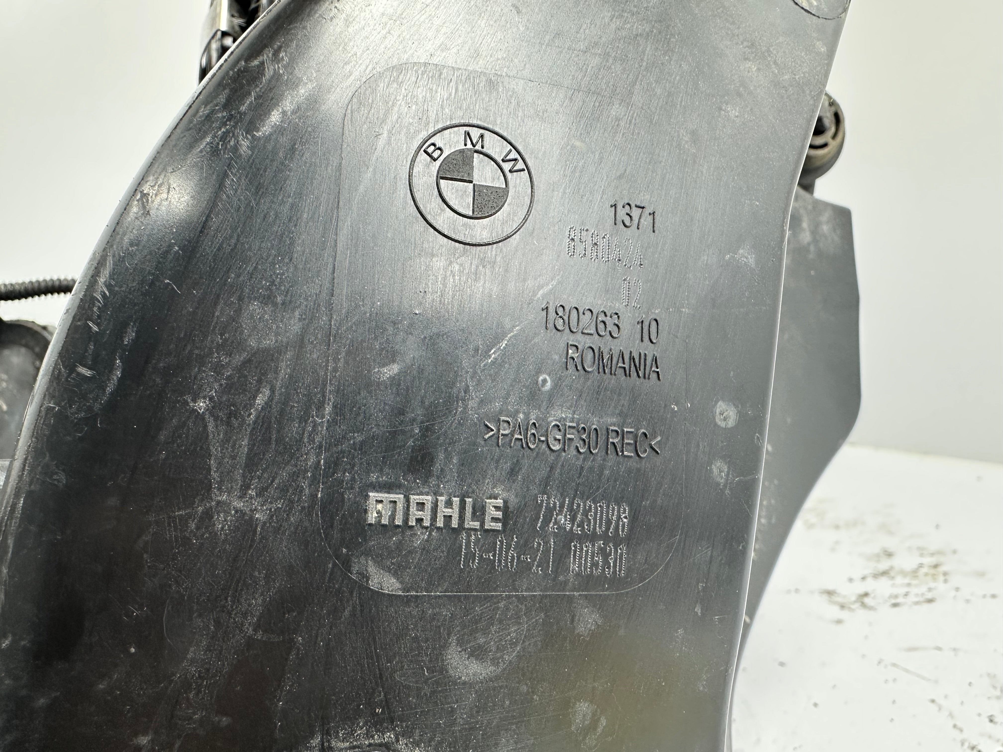 BMW 3 & 4 Series Intake Silencer Air Filter Box (180263-10) (AD858042402)