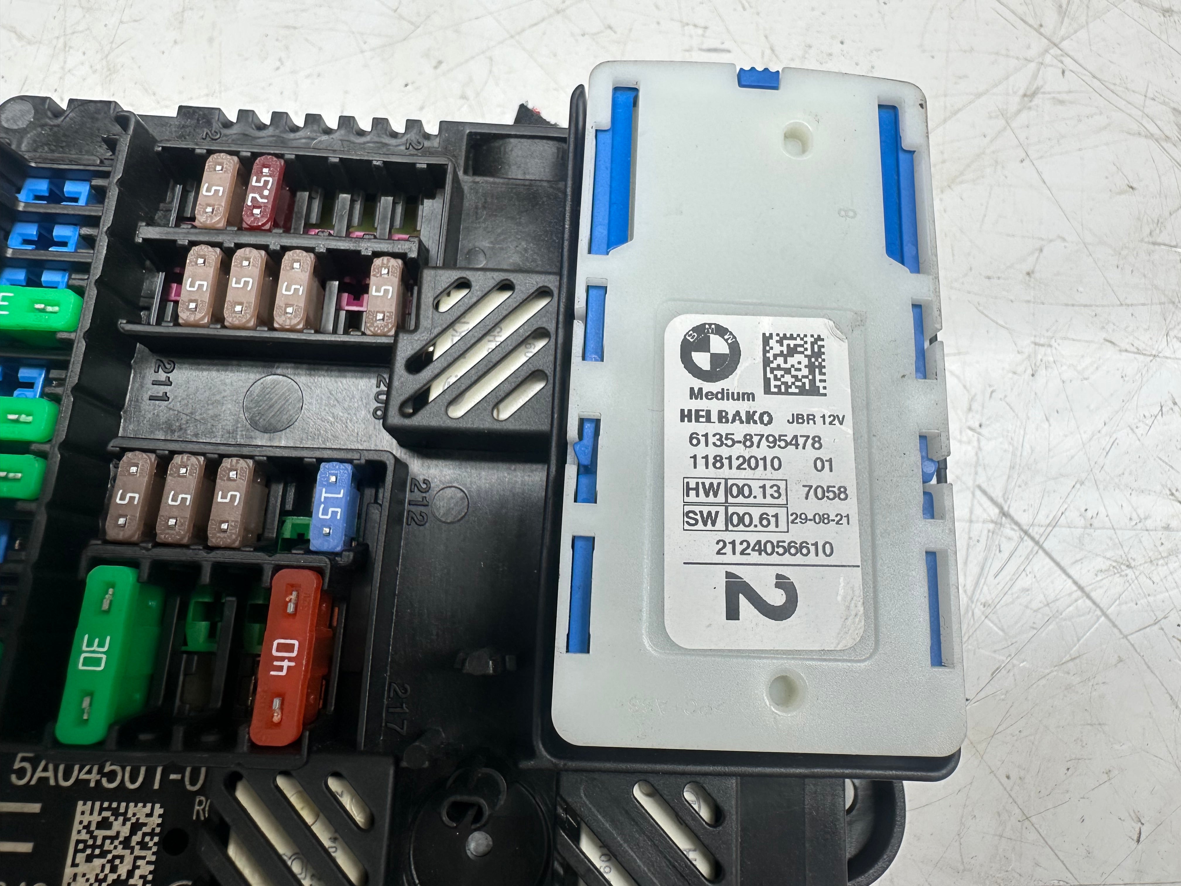 BMW 3 Series G20 2021 Fuse and Relay Box 2.0 Diesel (8795478)