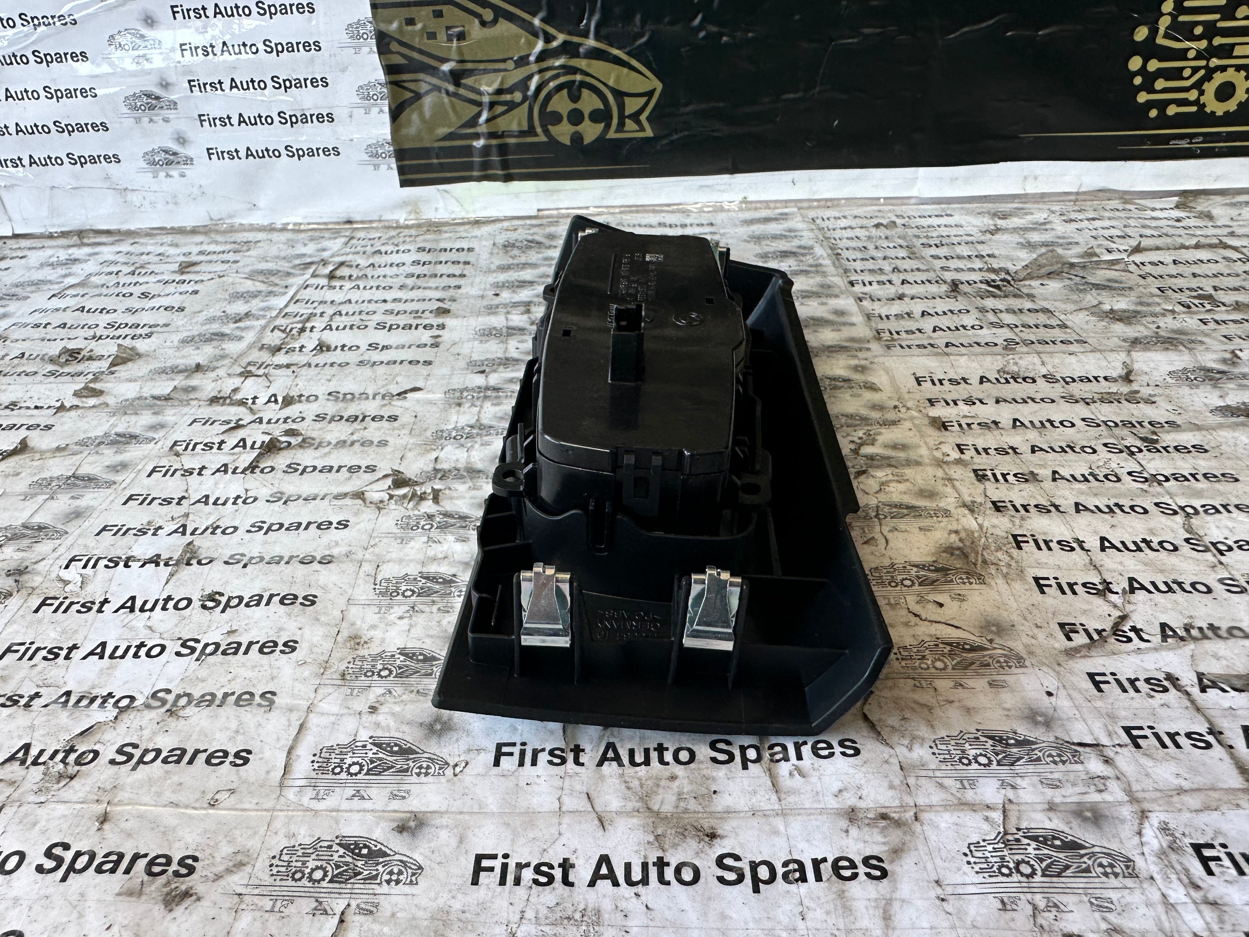 BMW 1 Series F20 F21 Headlight Switch (9265303-04)