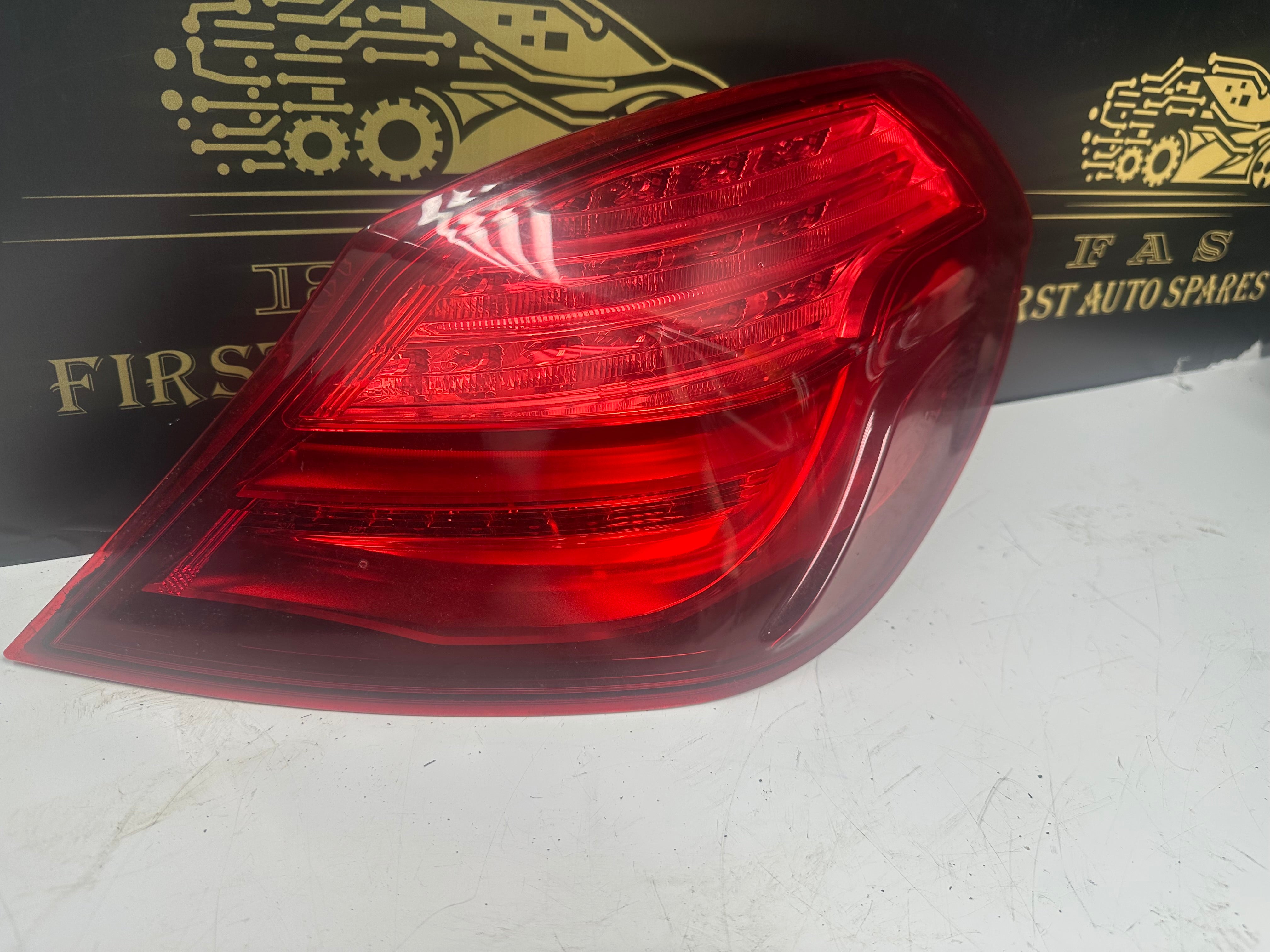 BMW 6 Series F12 2013-2019 Right Rear Tail Light (89505160) (63.21-7210576-08)