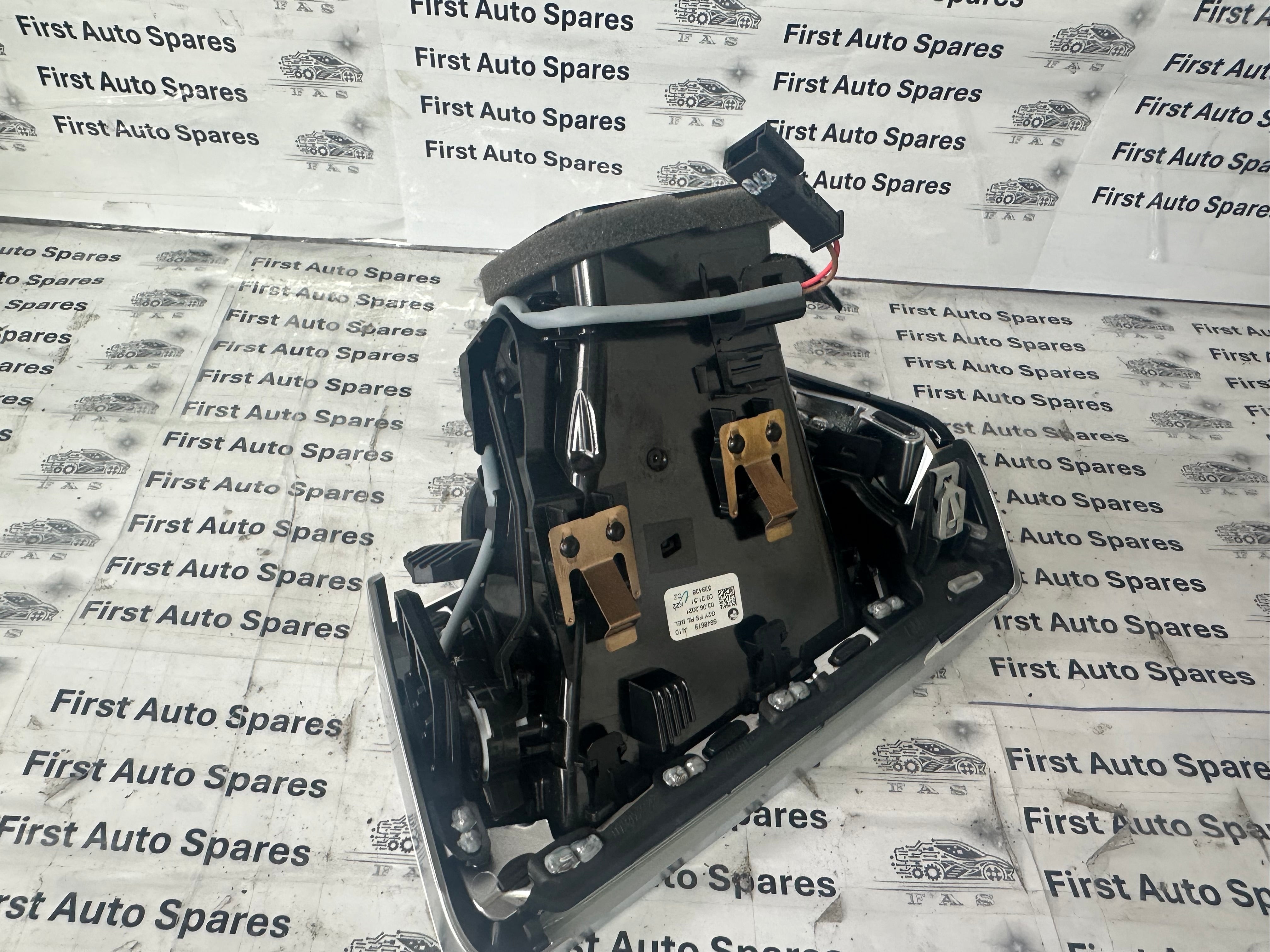 BMW 4 & 3 Series G20 G80 Dashboard Air Vent Grille Right Side (6848619, 9N962471402)