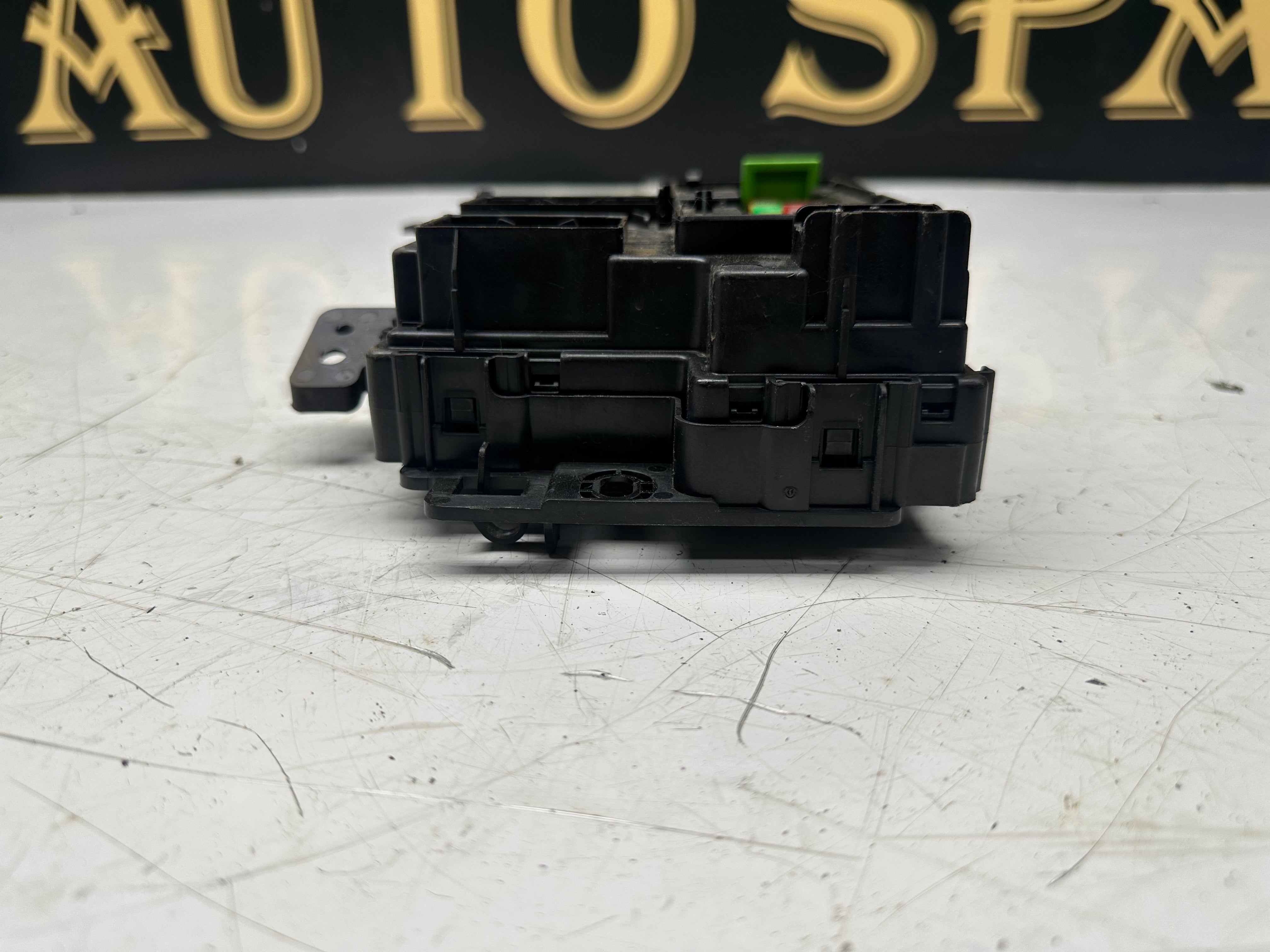 Ford Transit Custom Transit MK8 BCM Body Control Module Fuse Box (JK2T-15604-FAE)