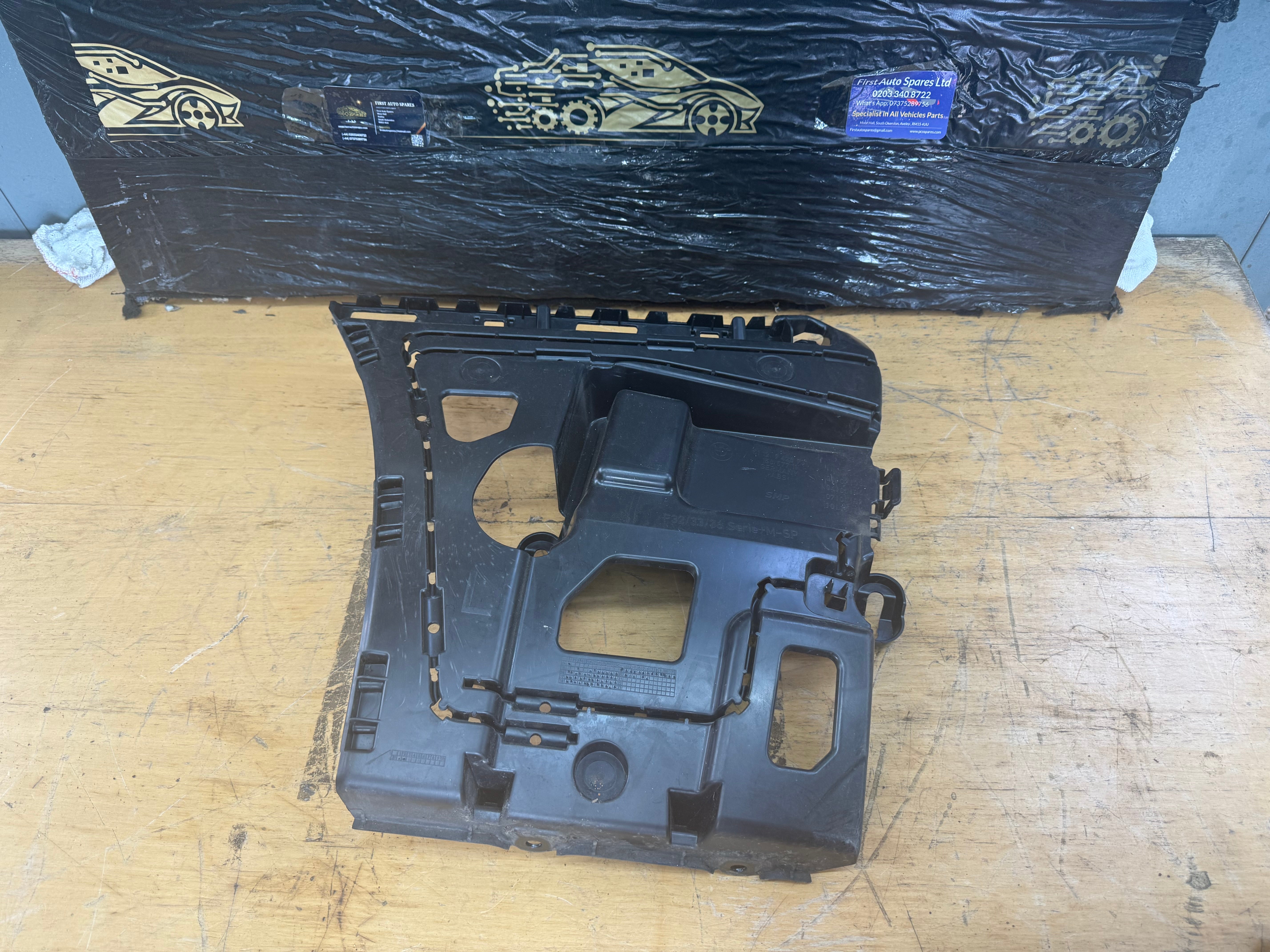 BMW 4 Series F32 2015 Rear Left Bumper Bracket Mount Support (7428731)aa