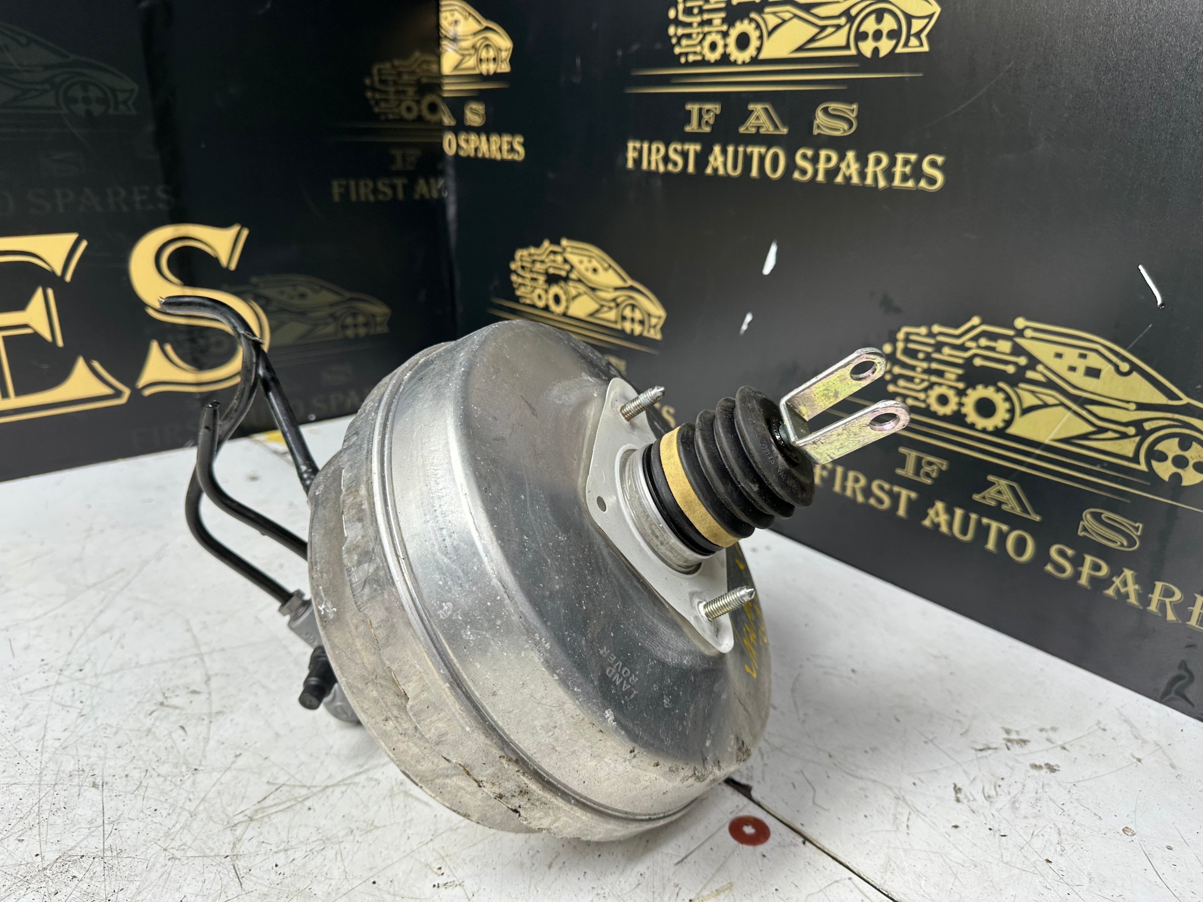 Jaguar XE 2014–2018 Brake Servo & Master Cylinder (GX73-2B195-BE)