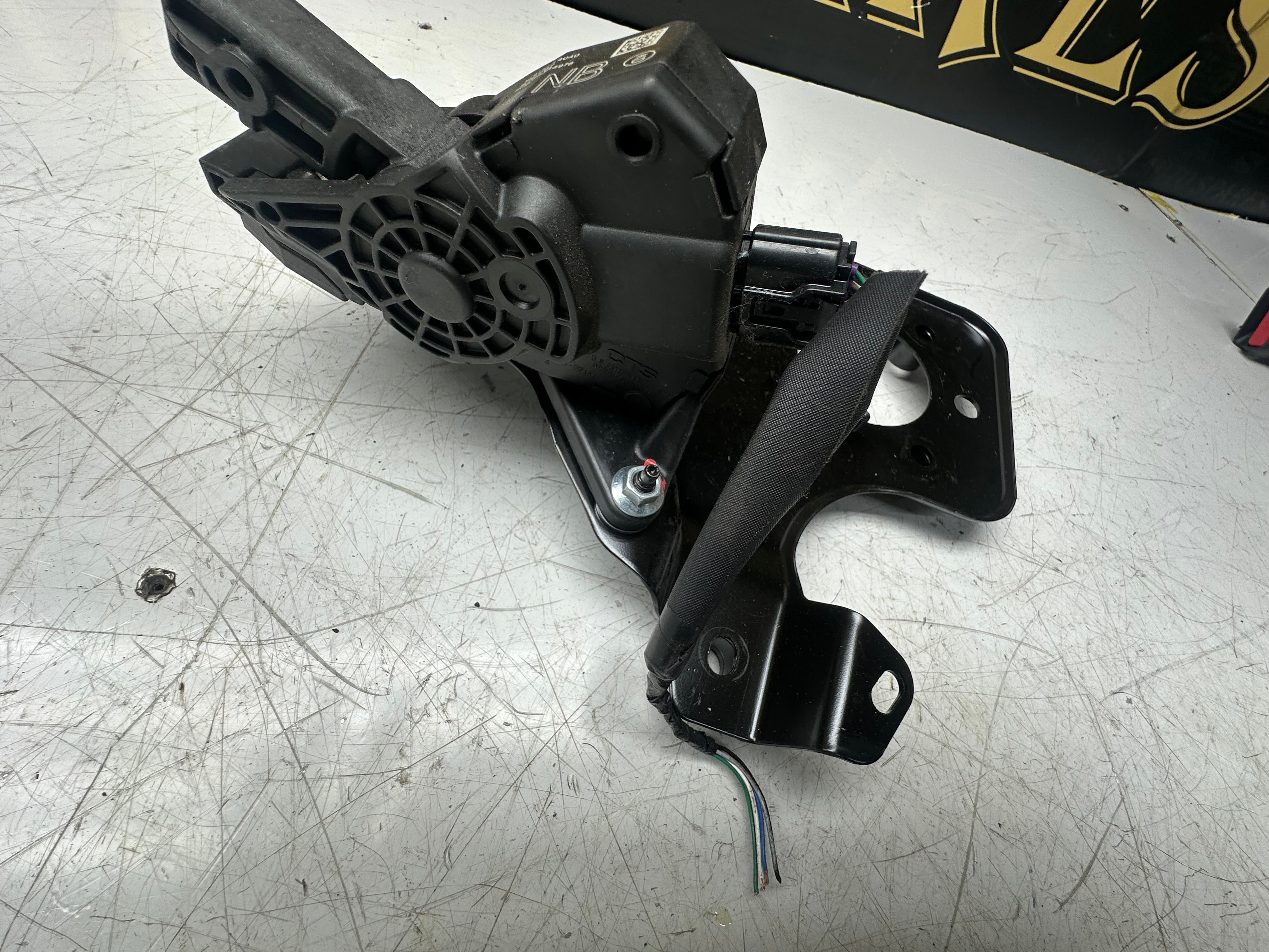 TOYOTA C-HR 2018 Accelerator Pedal (78110-F4040)