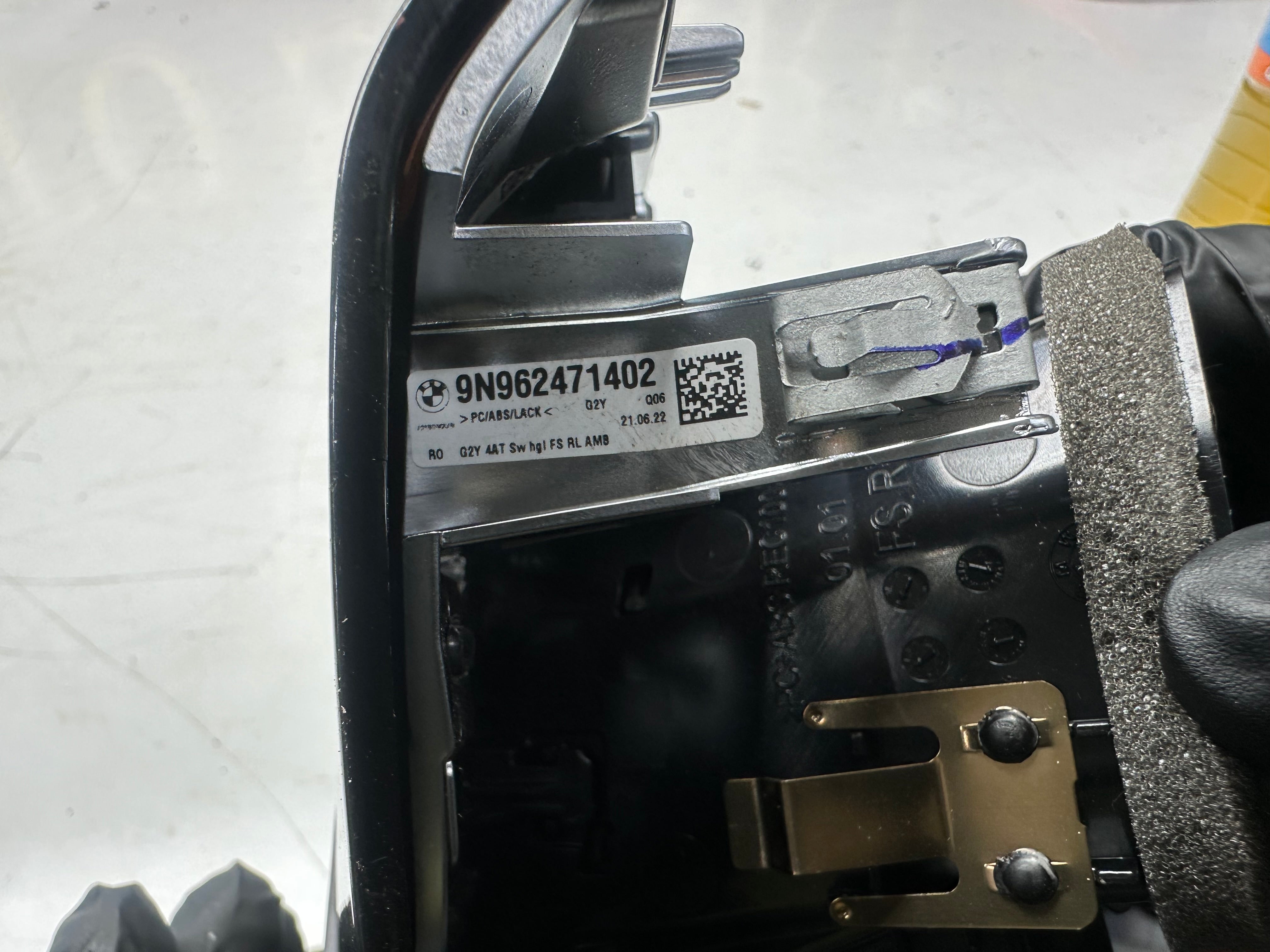 BMW 3 & 4 Series G20 G80 Dashboard Air Vent Grille Right (6848619) (9N962471402)