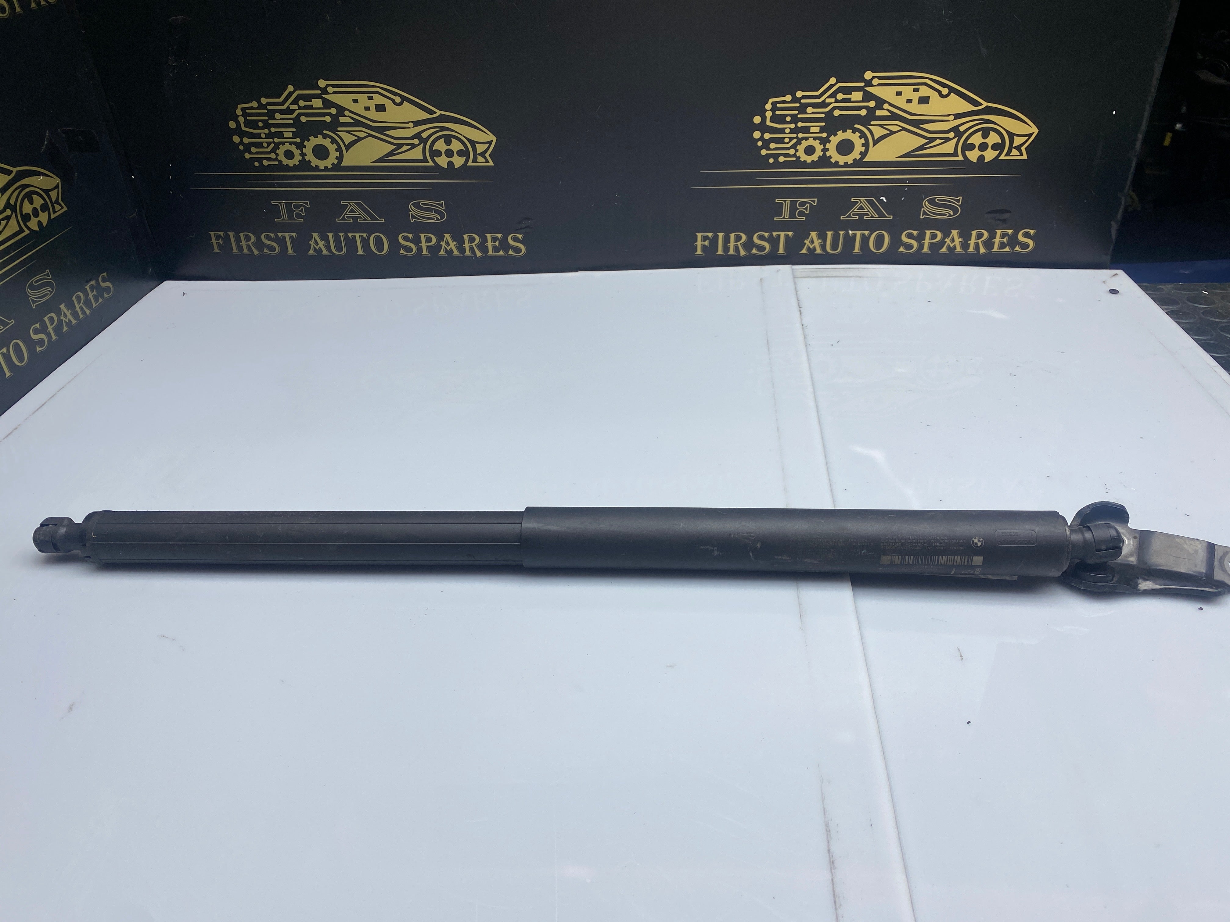 BMW X1 F48 Left Tailgate Gas Strut – 2015–2022 (36364985)