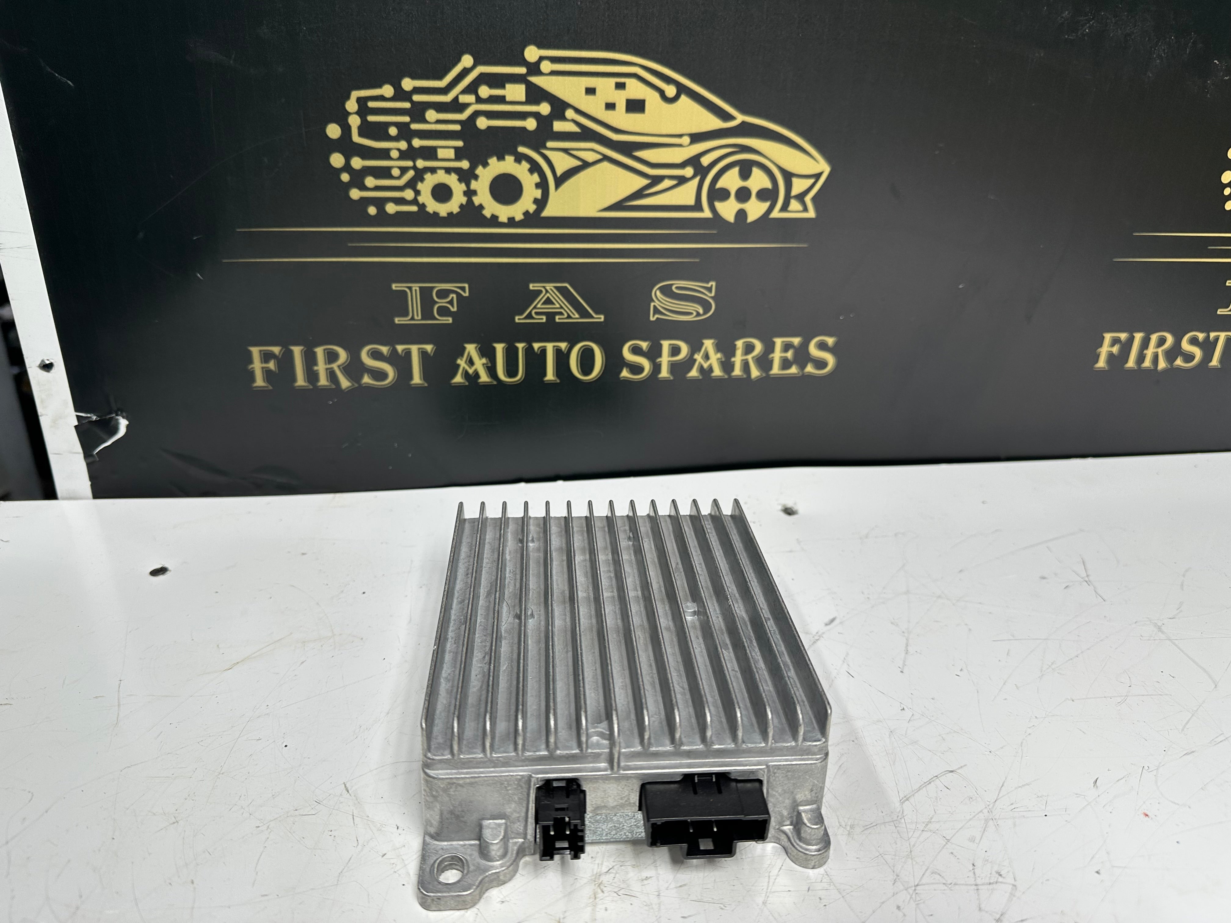 BMW F01 F06 F07 F10 F11 F12 Battery Charge Control Module (61.42 9 240 236 01)