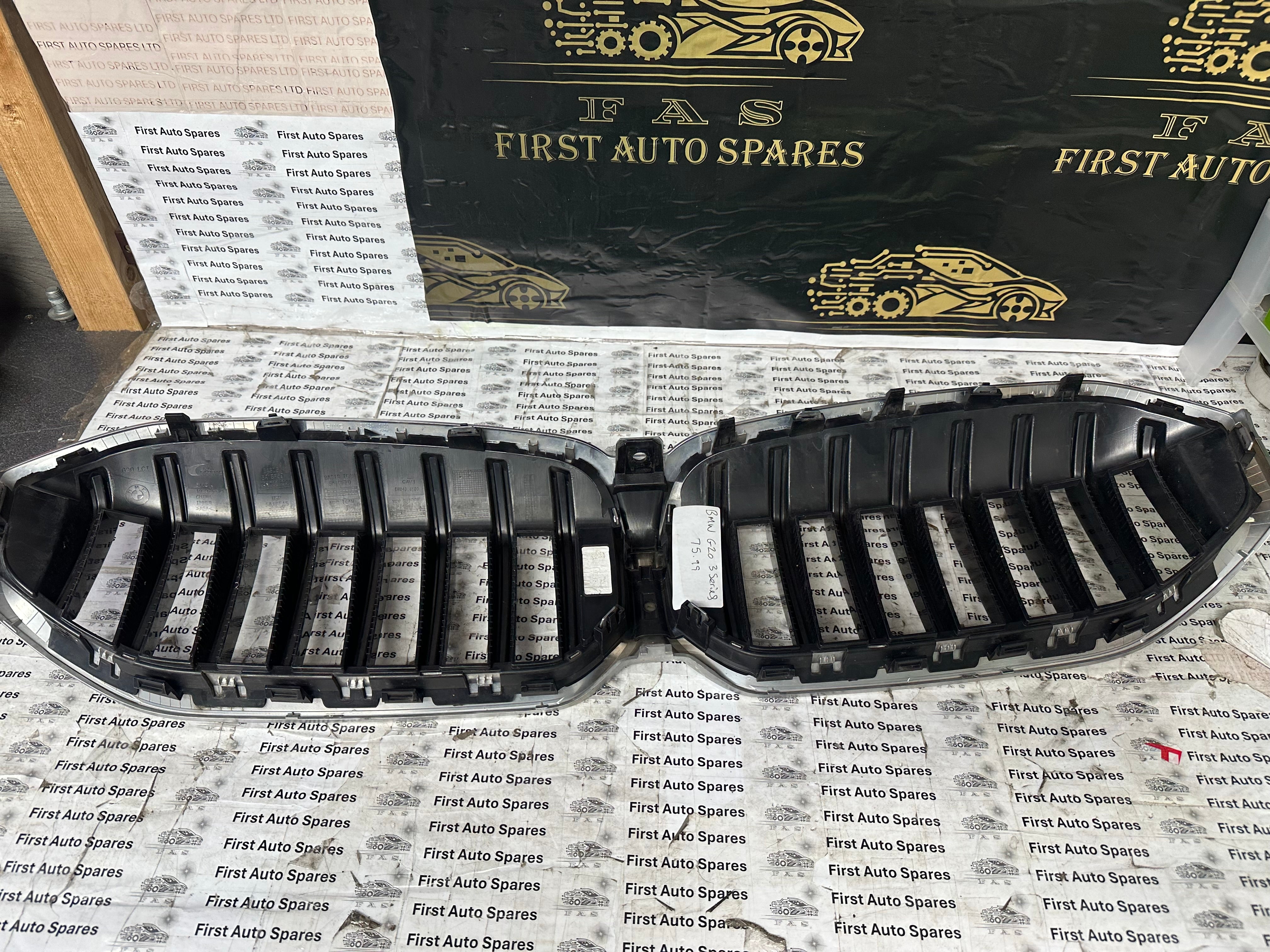 BMW 3 Series G20 LCI Front Grille 2022-2024 (192976-10)