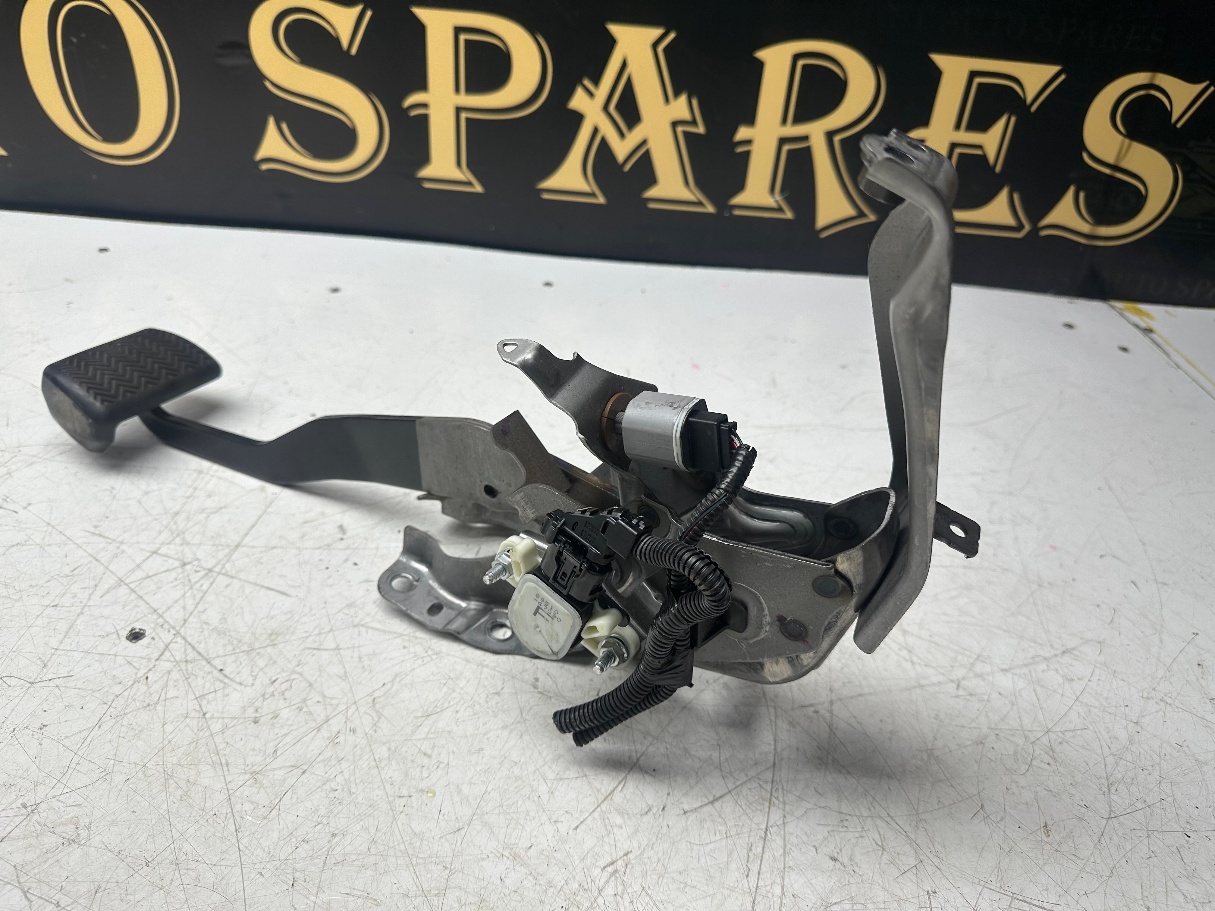 Toyota C-HR 2016-23 Brake Pedal Assembly (89510-47030)