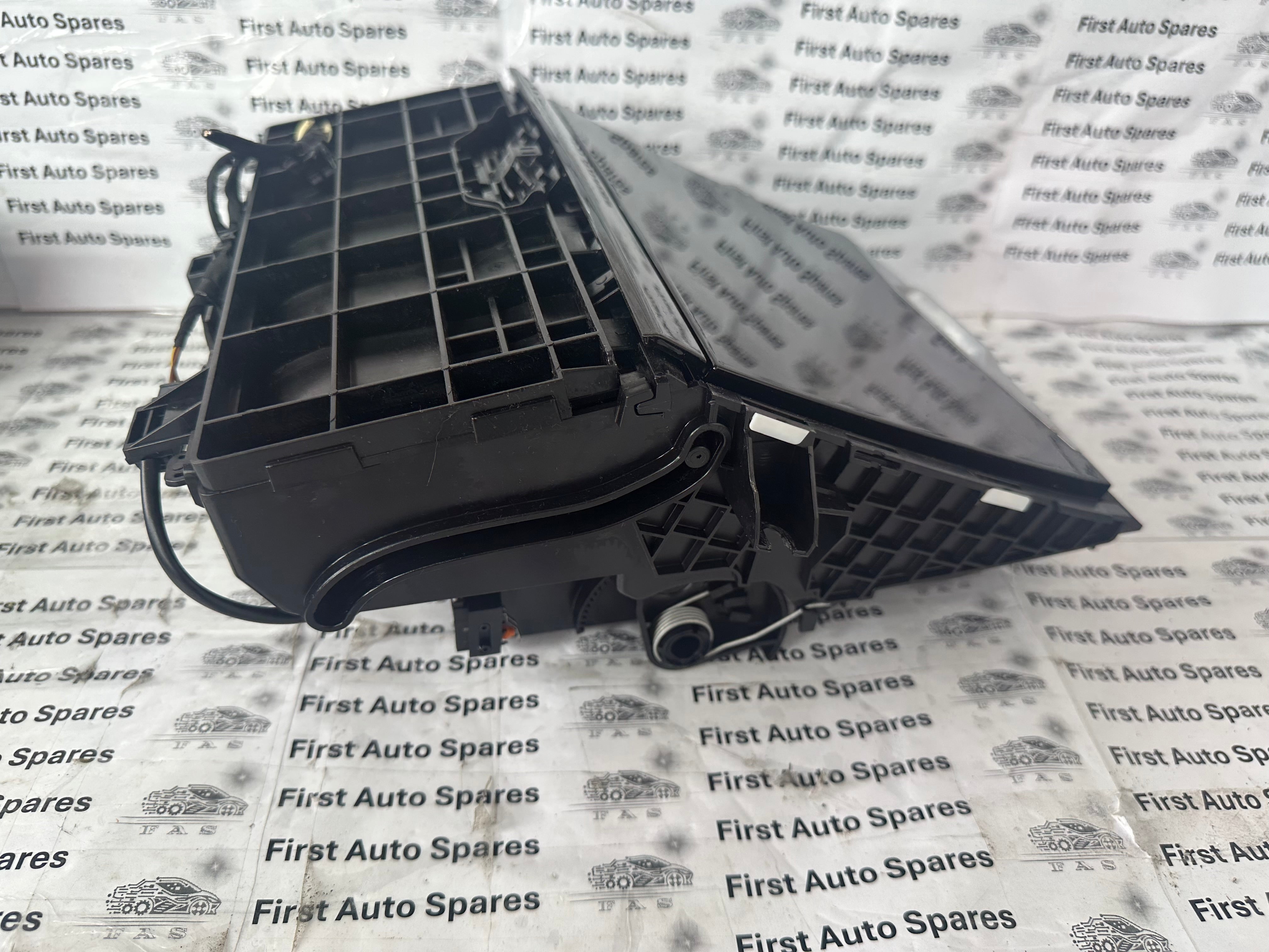 BMW 3 Series G20 G21 Centre Console Tray Front Storage Compartment (6806795)