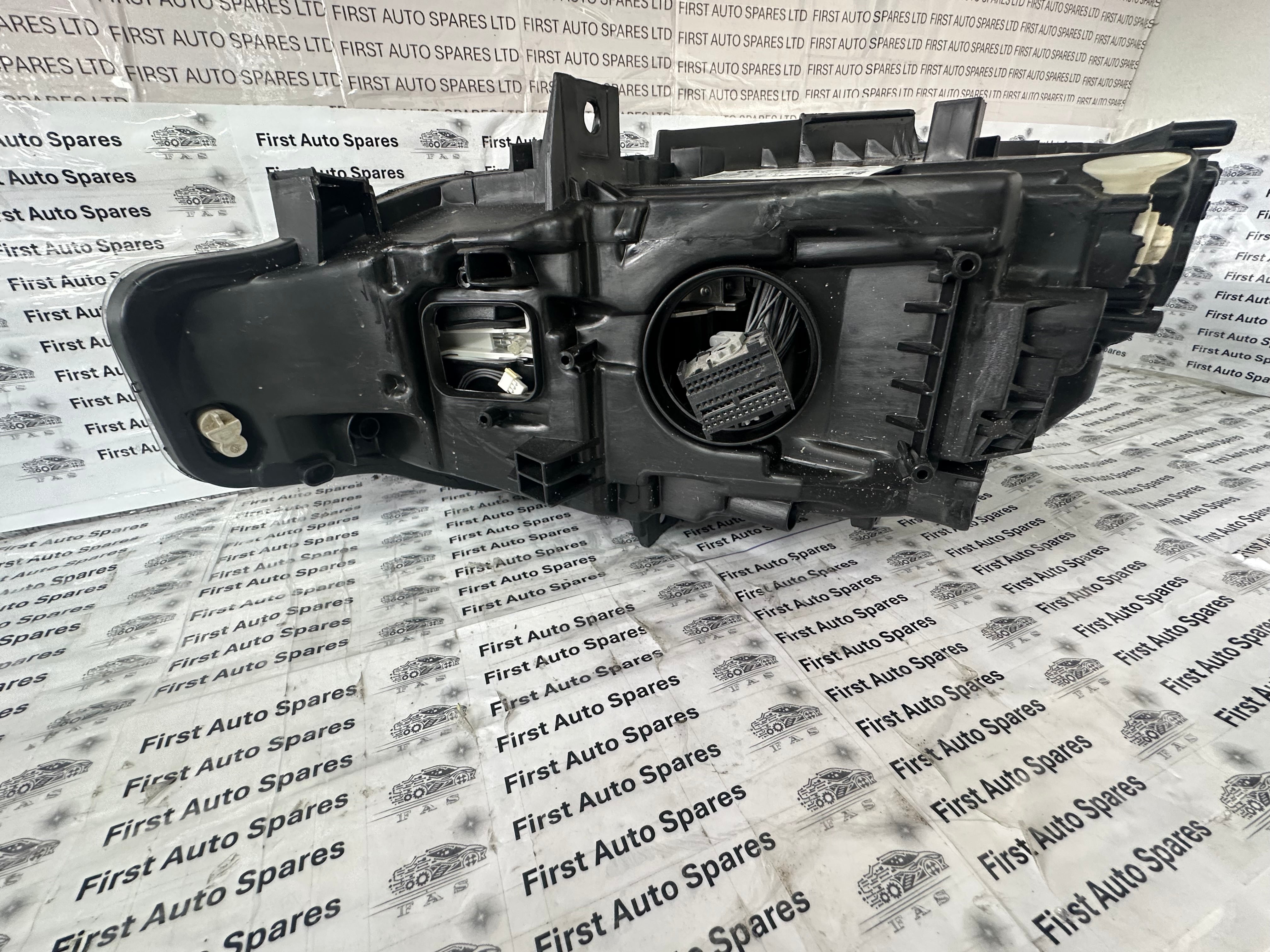 BMW 3 Series F30 F31 Right LED Headlight (7419634-07)