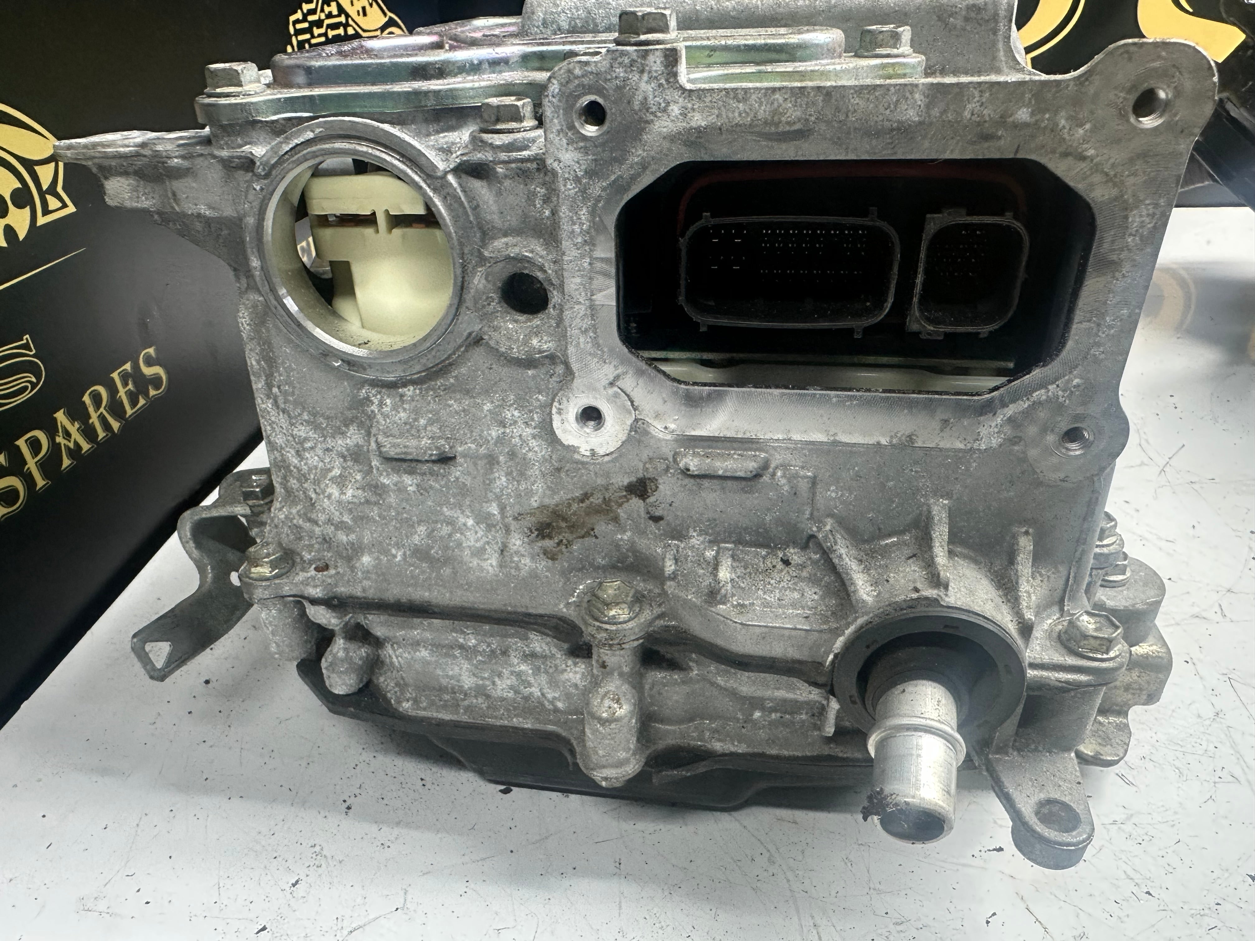 Toyota Yaris Hybrid High Voltage Battery with Converter (G9200-52031) (22JTE52031B15C060158)