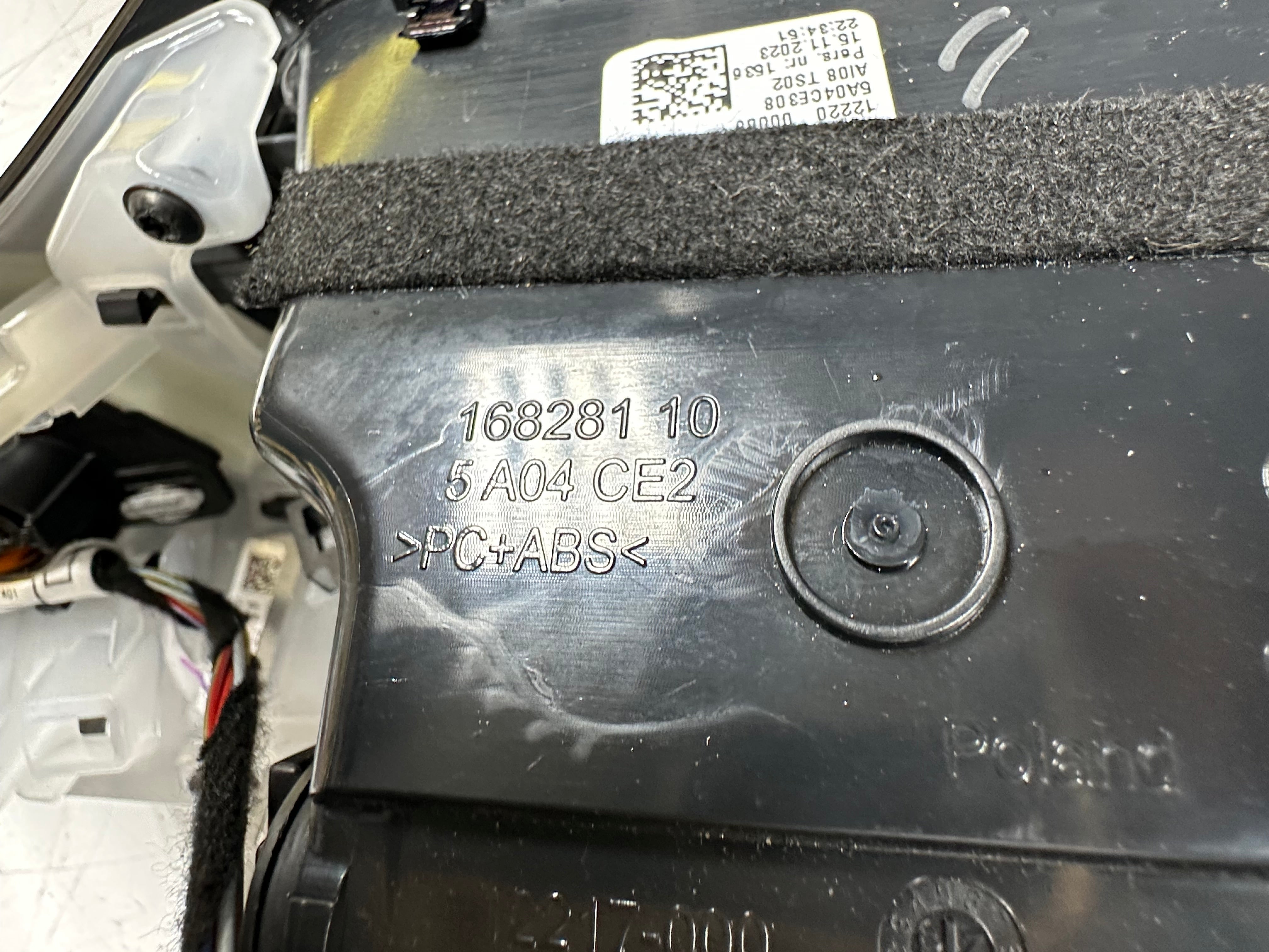 BMW 3 G20 G21 2023-24 Dashboard Glove Box Trim (9P962571809) (3036875)