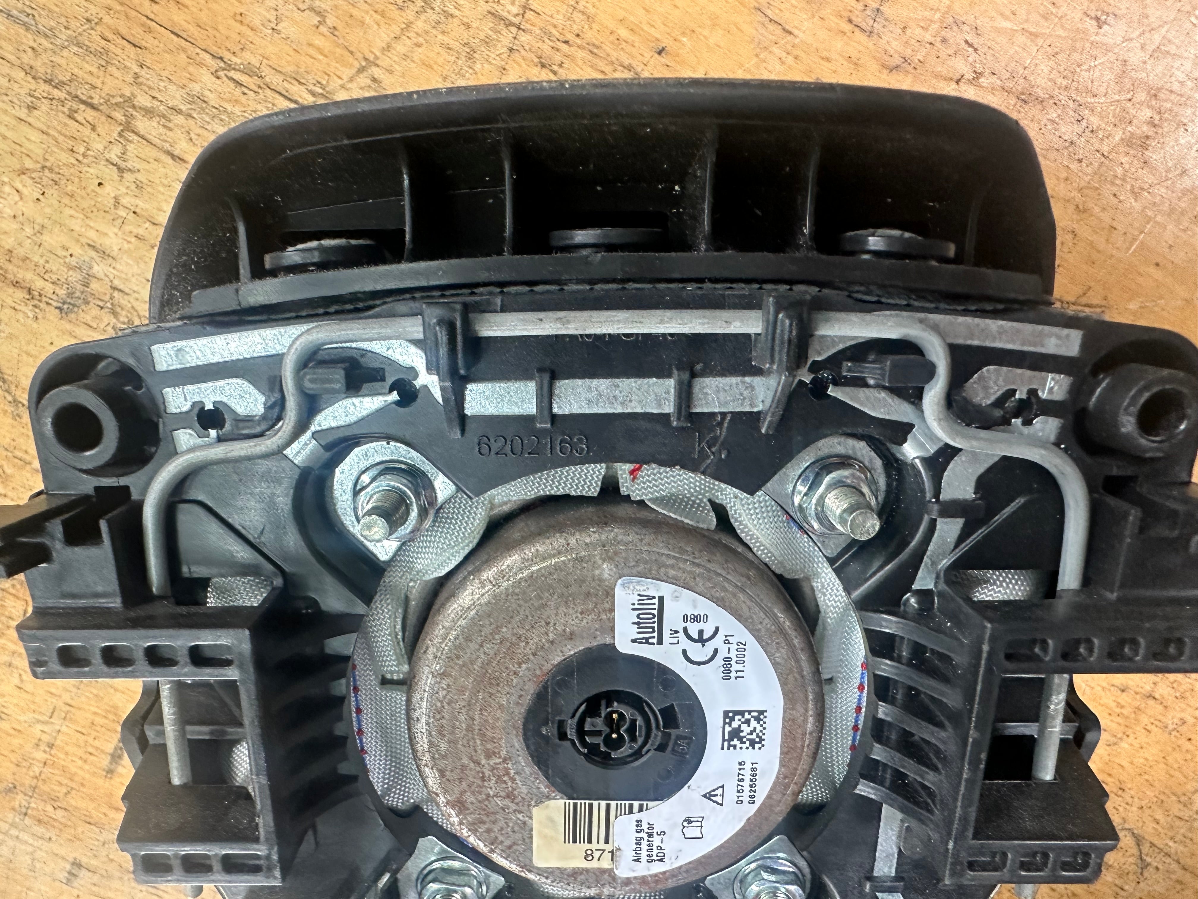 Ford Transit 2013–2019 Driver’s Steering Wheel Abag (BK21-V042B85-AB35B8)