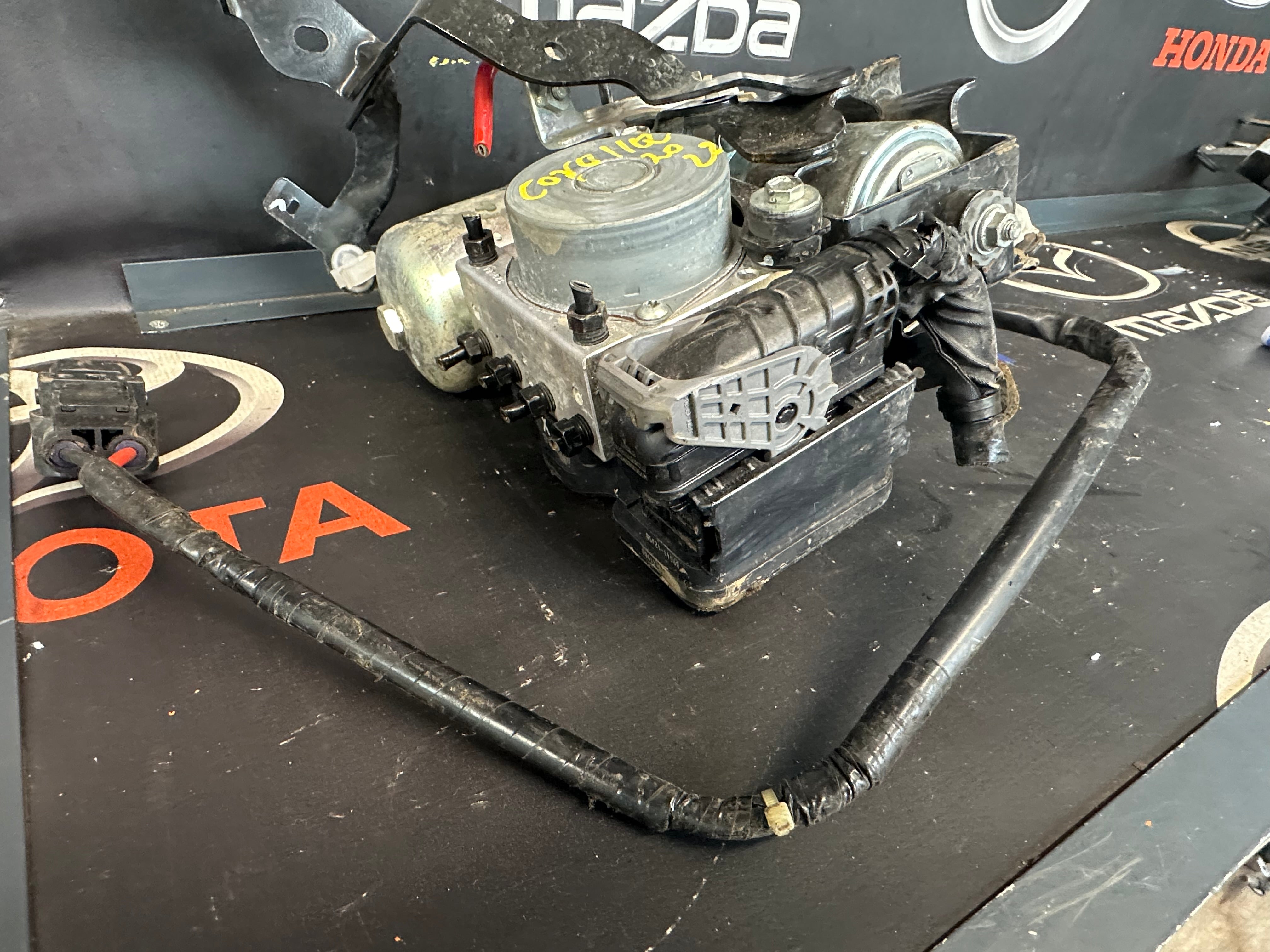 Toyota Corolla Hybrid Brake Booster with ABS (44510-12600, 47070-47080)