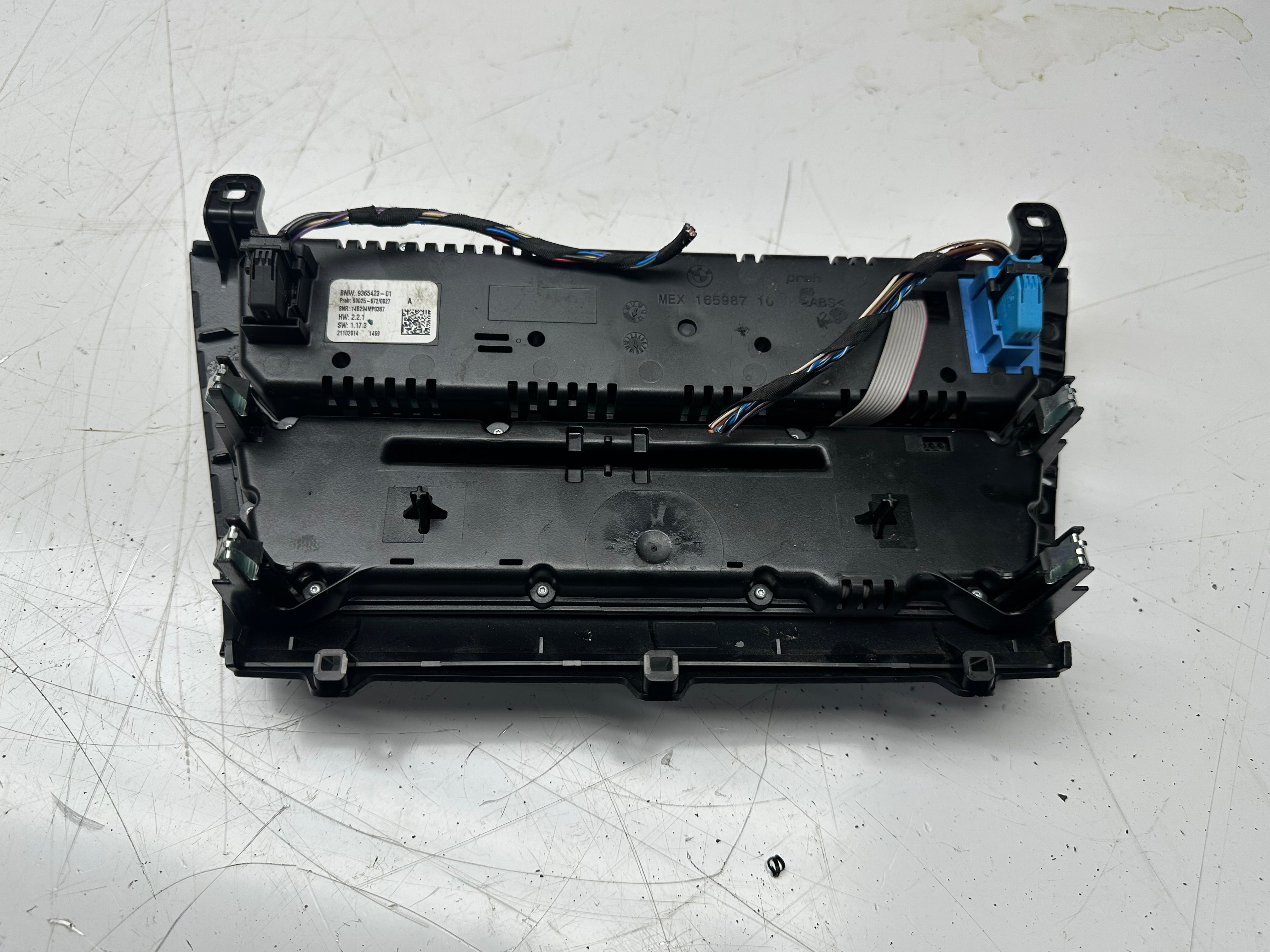 BMW X5 7 Series F01 F02 F03 F04 F15 Climate Control Unit (9365423-01) (165987 10)
