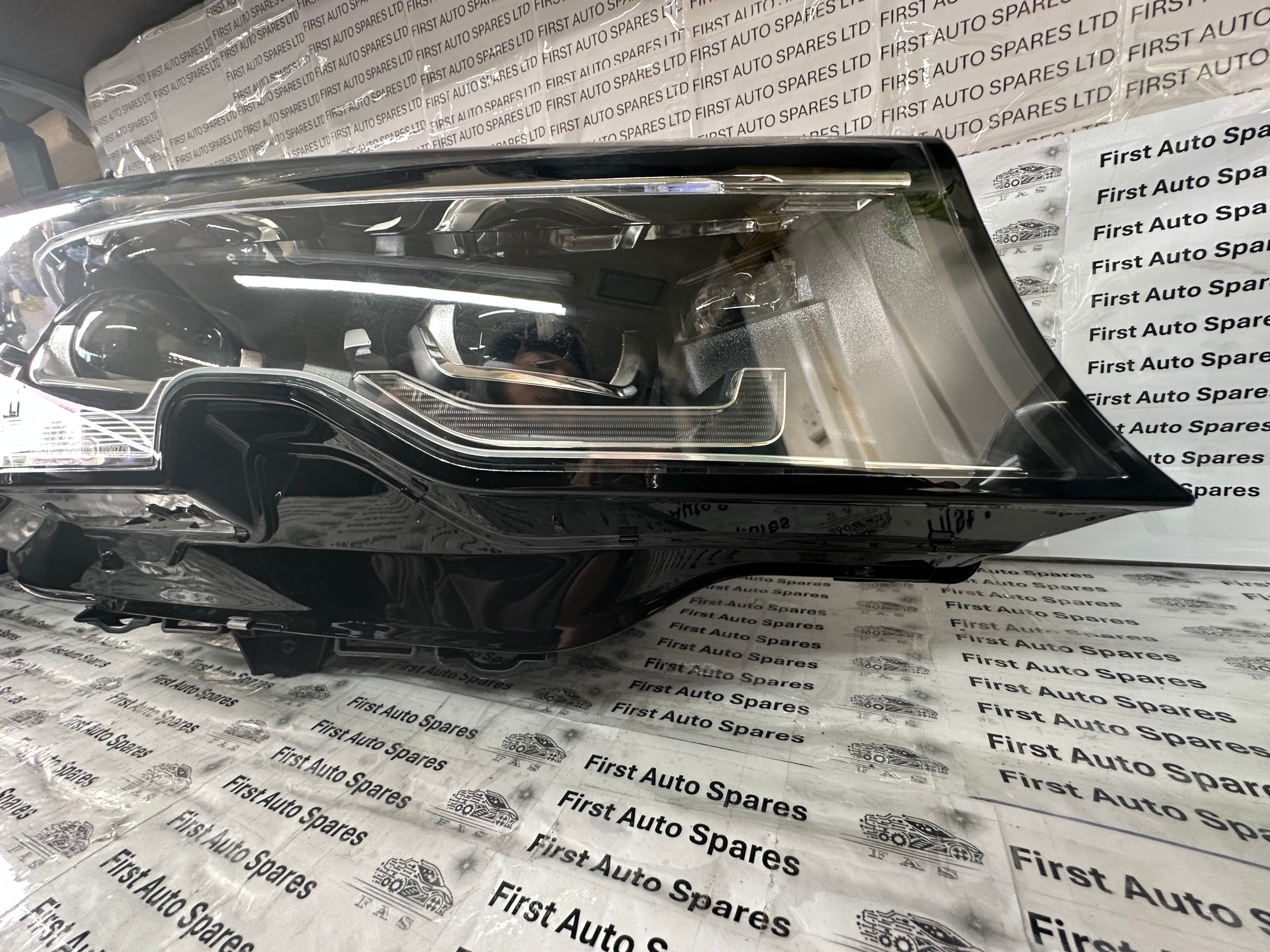 BMW 3 Series G20 G21 Right LED Headlight (9481722-08)