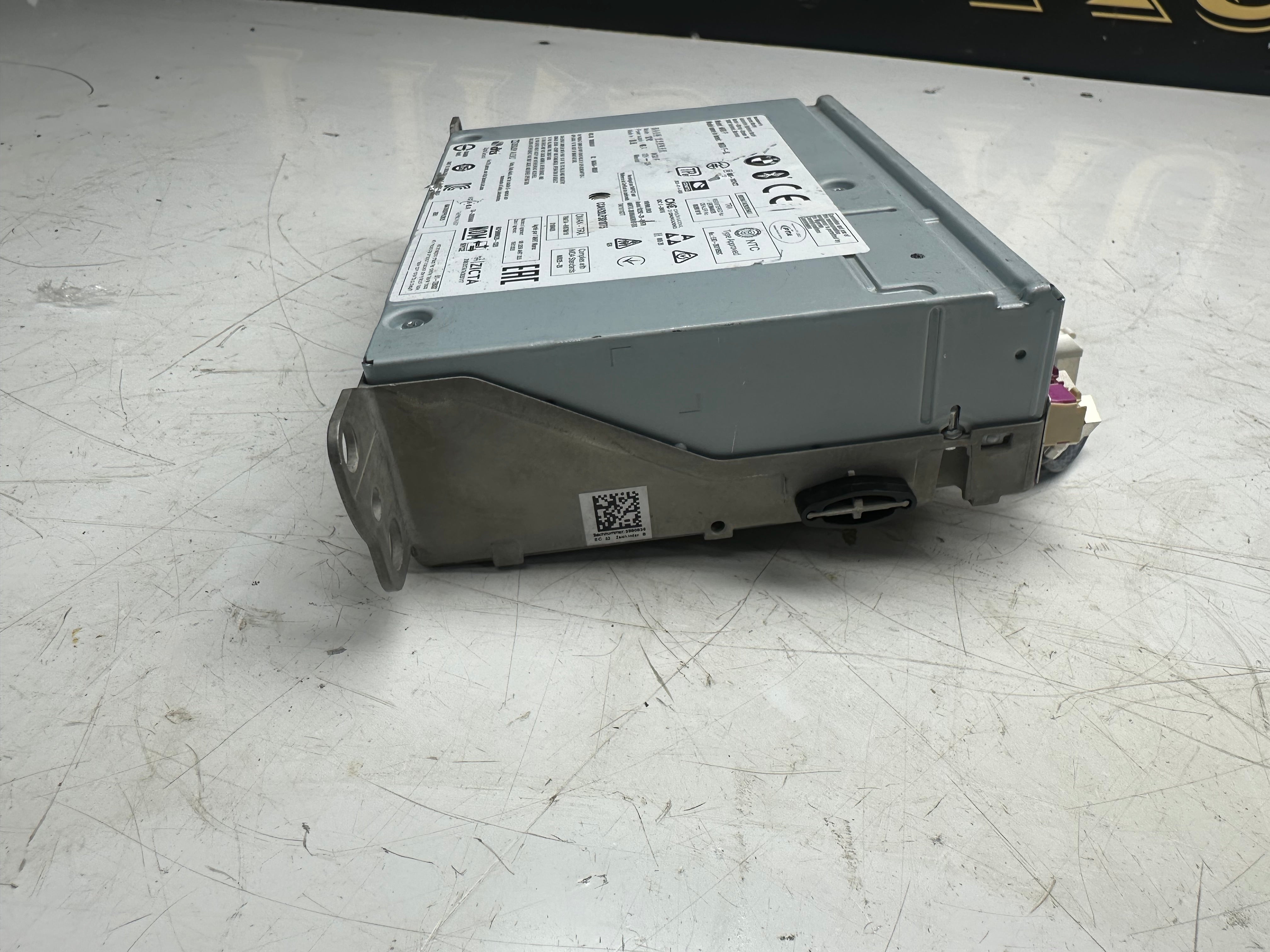 BMW 5 G30 G31 2021 Radio CD GPS Player Head Unit (5A55D77)