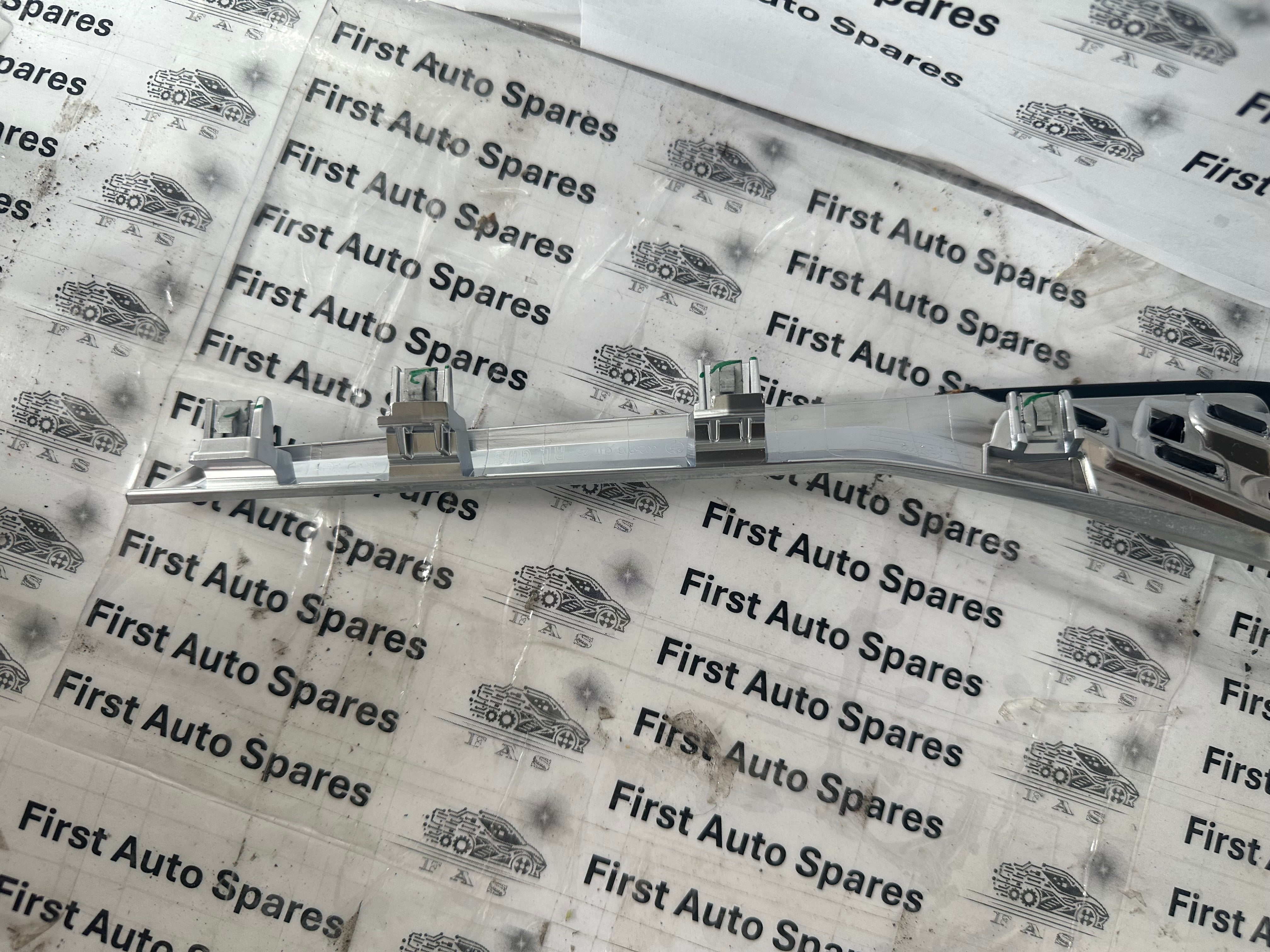 BMW 3 Series G20 Centre Console Right Side Trim Panel Interior (9R699471804)