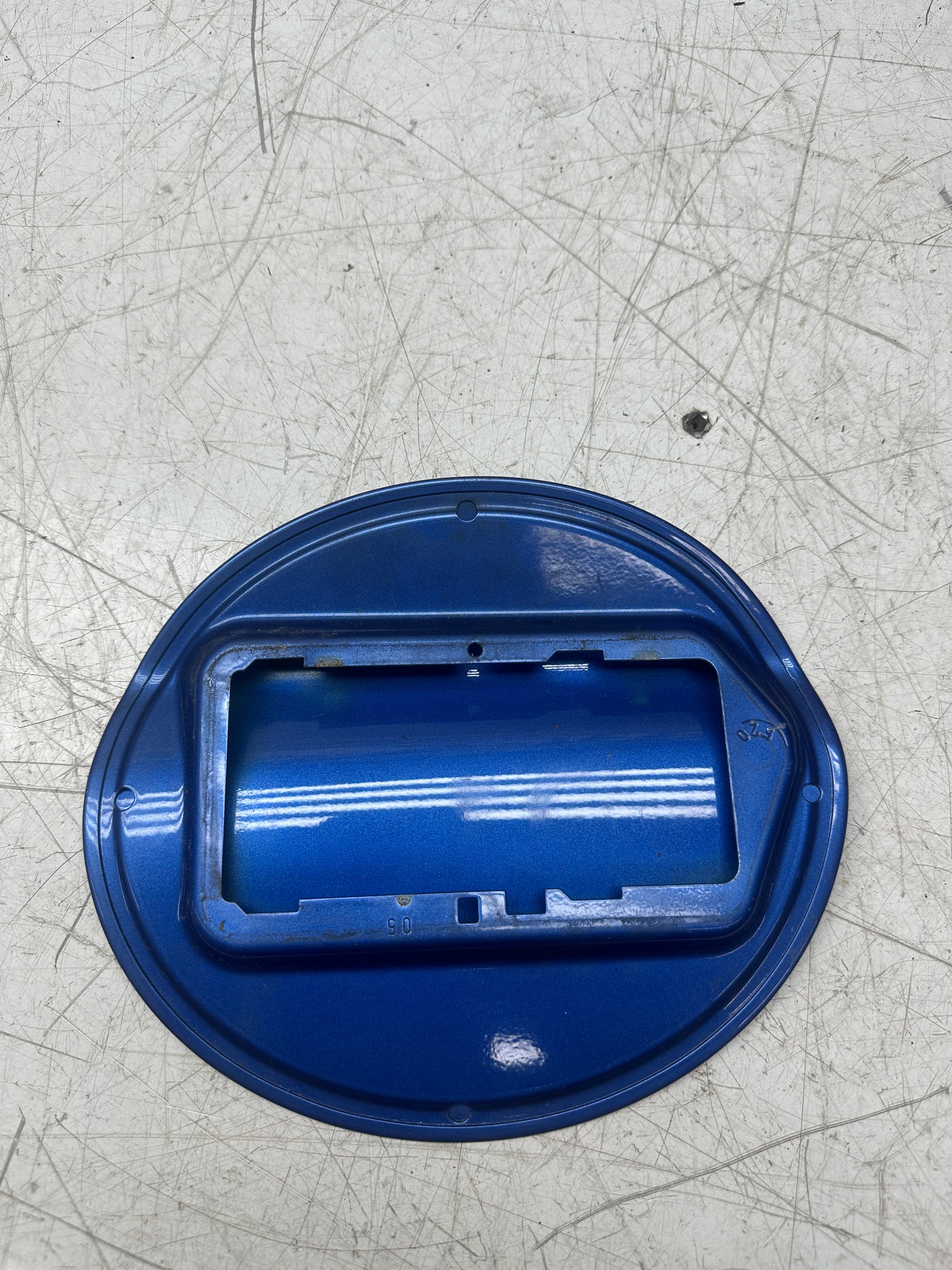 BMW 1 Series F20/F21 Fuel Petrol Flap (Blue) (2015–2019)