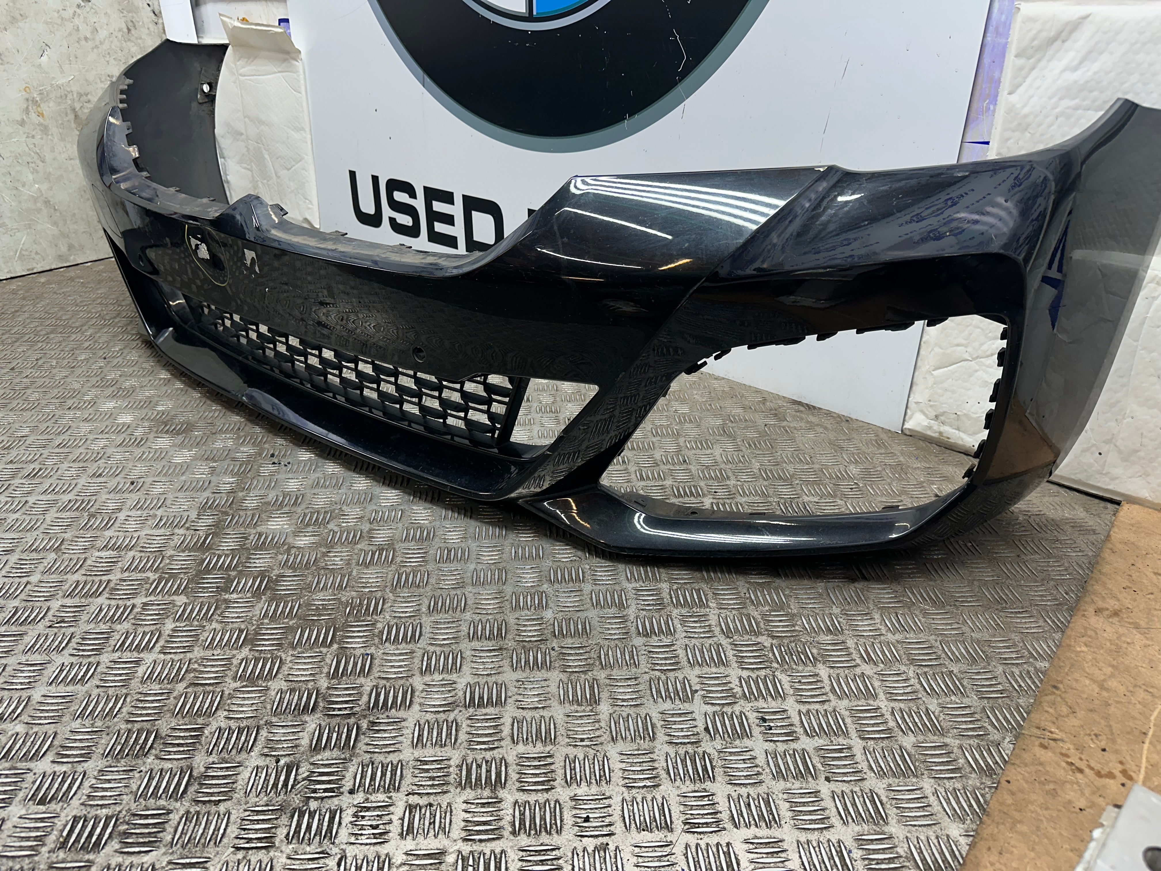 BMW 5 Series G30 / G31 LCI M Sport Front Bumper & Grille – 2020–2023 (8469287)