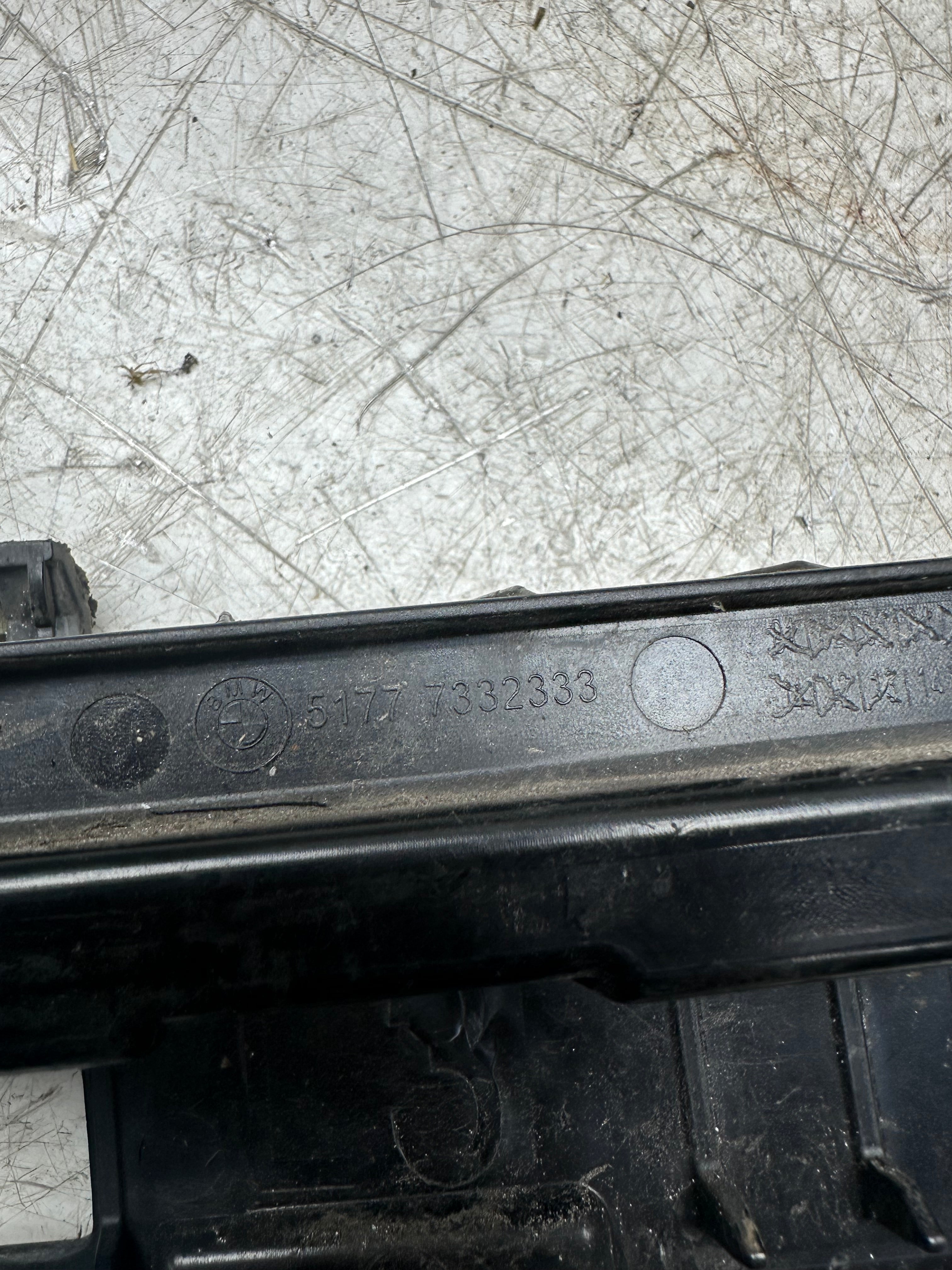 BMW X1 F48 Side Skirt Bracket Set – Left Side (7332333 / 7332331 / 7332329)