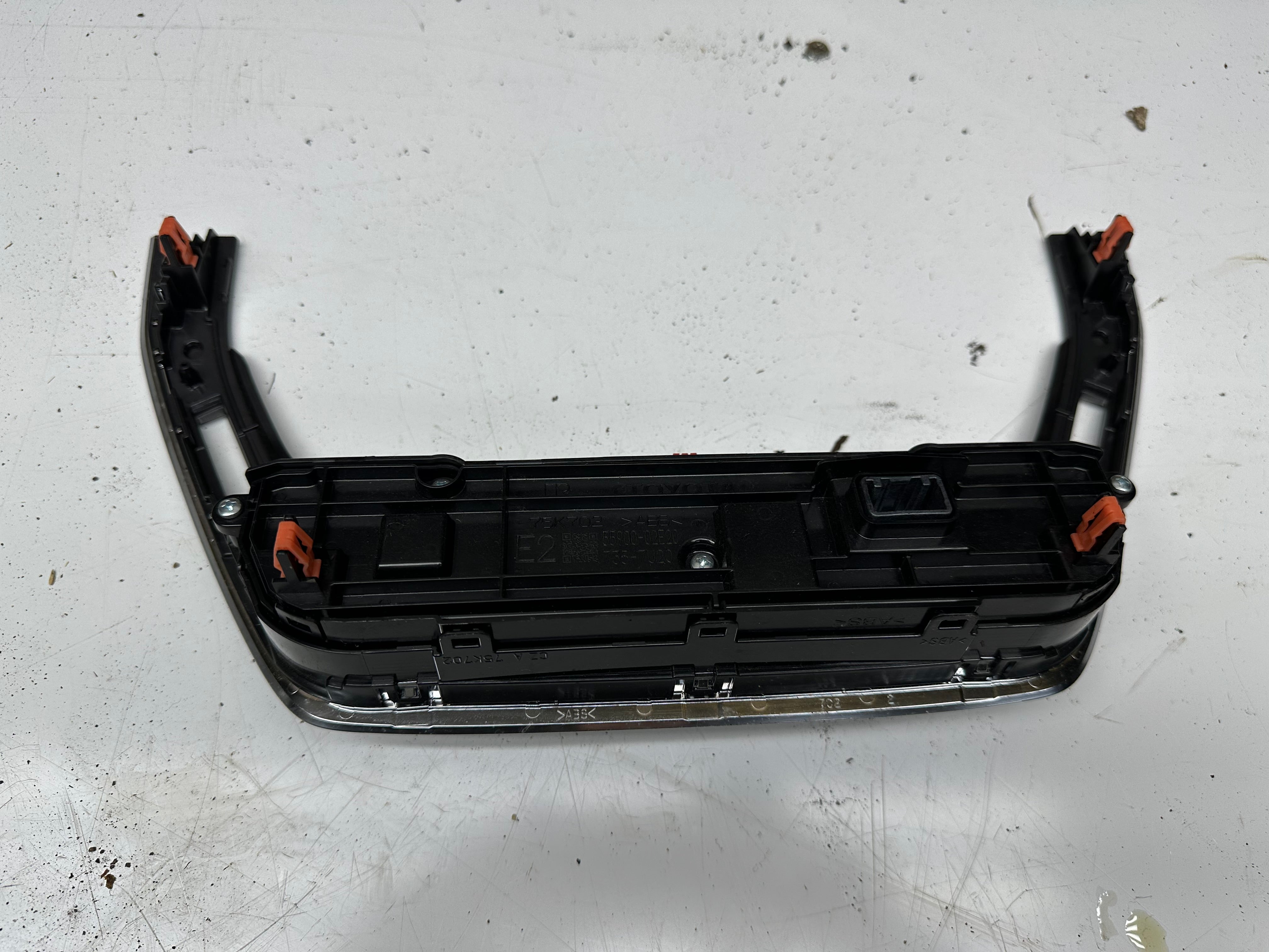 Toyota Corolla 2019-2022 Interior Heater Controls (AC Type) (55900-02E20) (735-720)