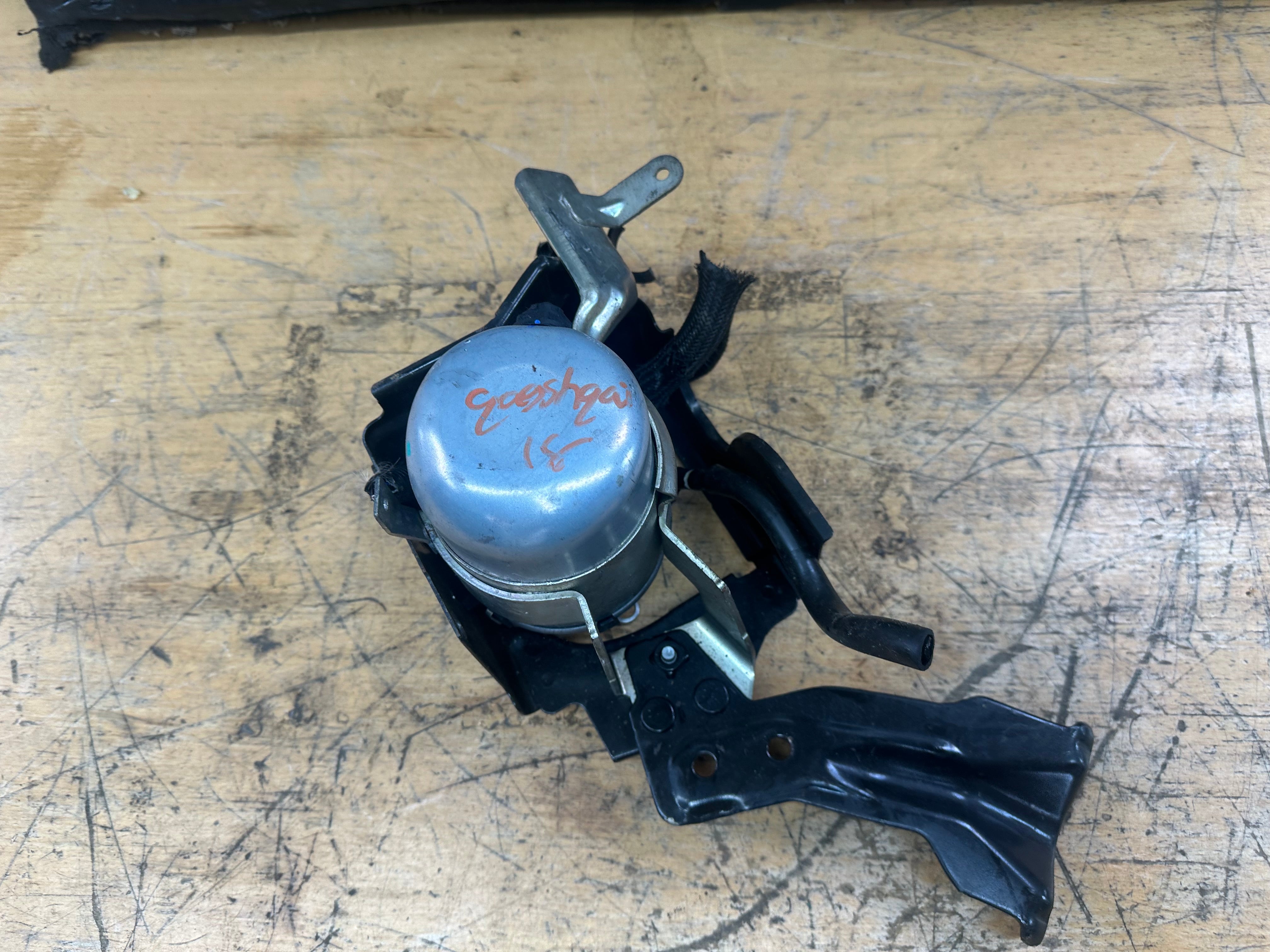 Renault Kadjar / Nissan Qashqai 2018 Diesel Fuel Filter and Housing (16400-4EA1B)