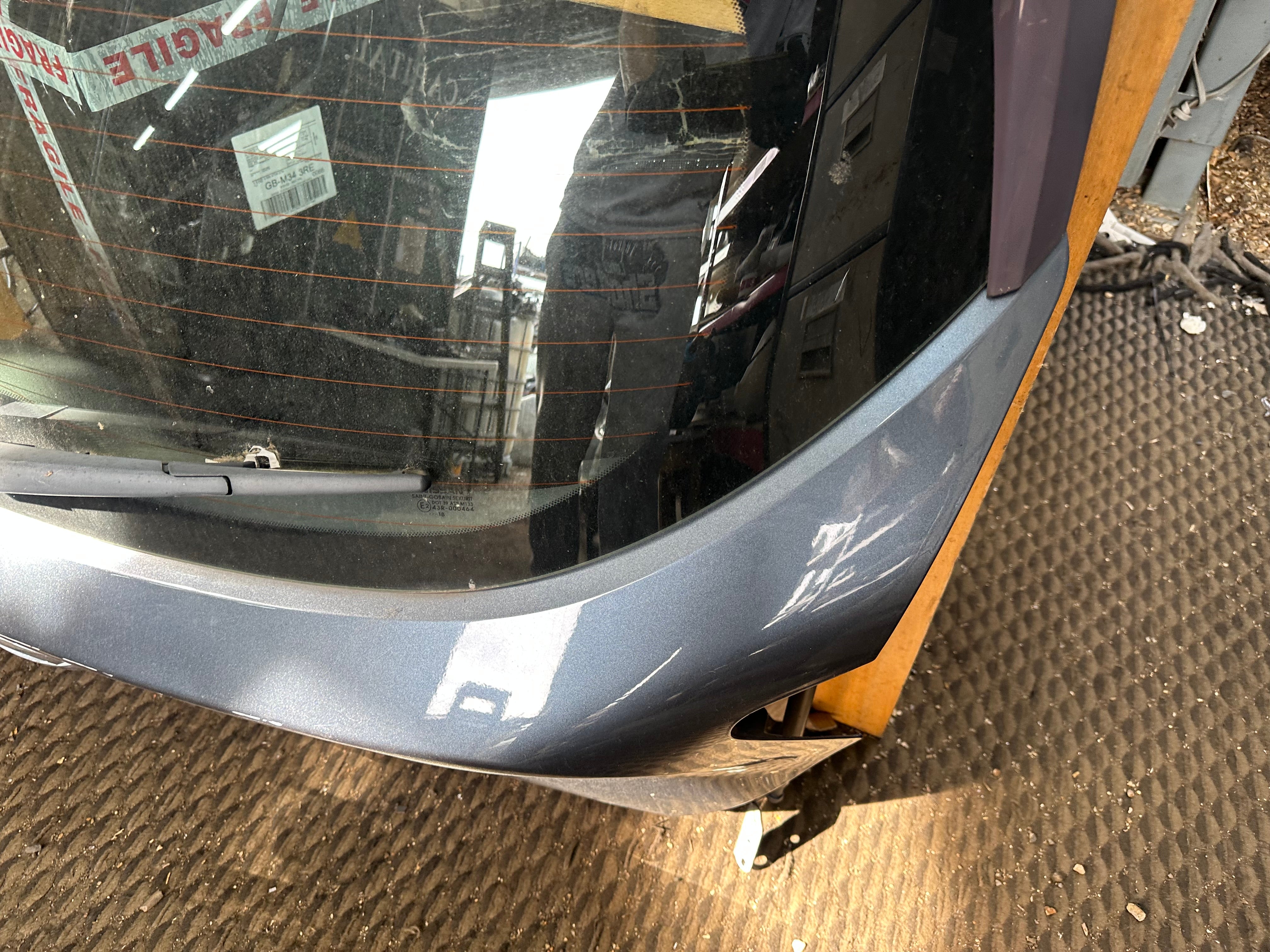 Nissan Micra 2017–2023 Boot Lid / Tailgate