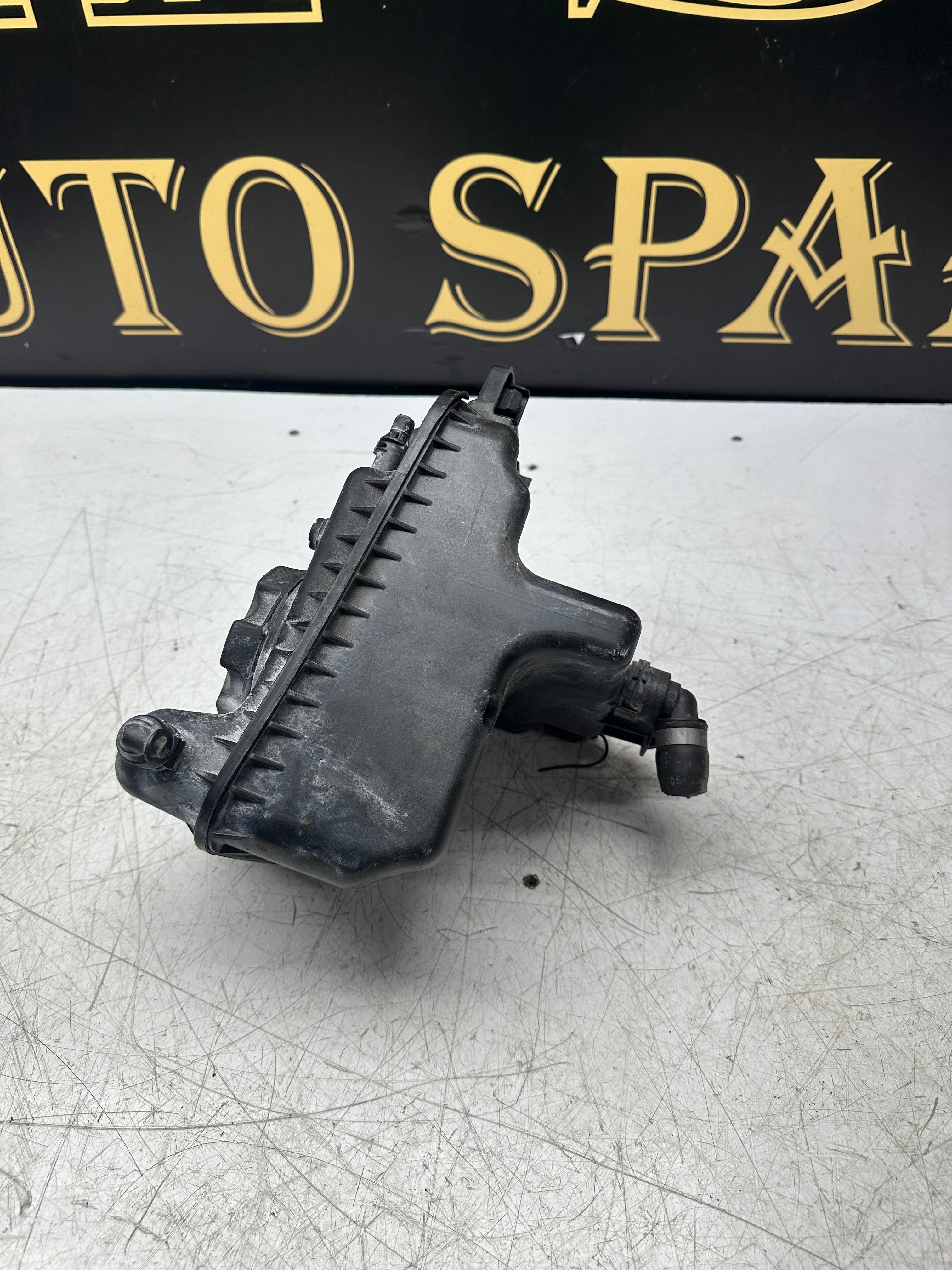 BMW 3 Series F30 Coolant Expansion Tank / Reservoir (2011–2019)(8617047)