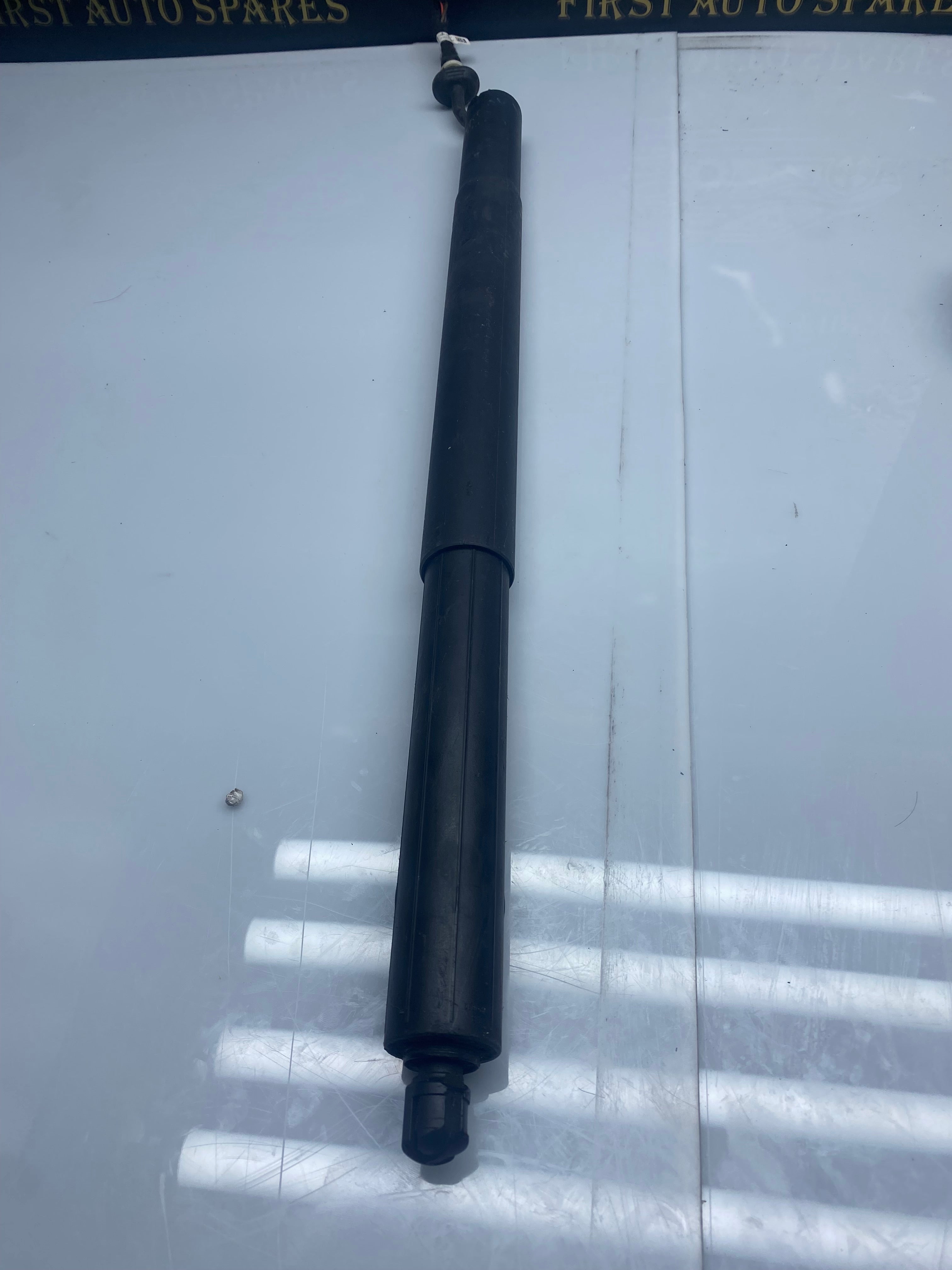 BMW X5 G05 M Sport Boot Lid Tailgate Struts Pair (7441799)