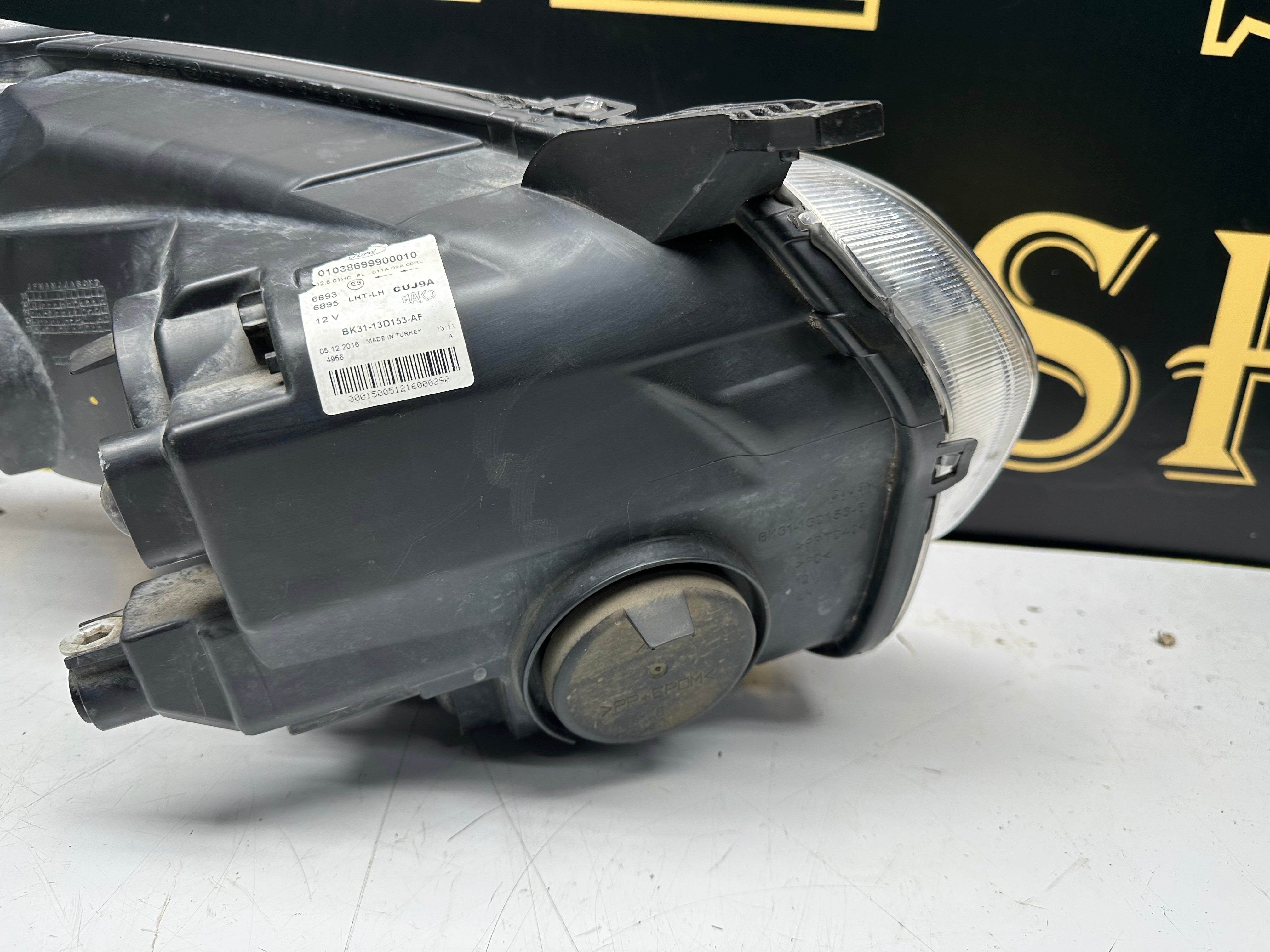 Ford Transit Mk8 Left Headlight Headlamp Light 14–20 (BK31-13D153-AF)