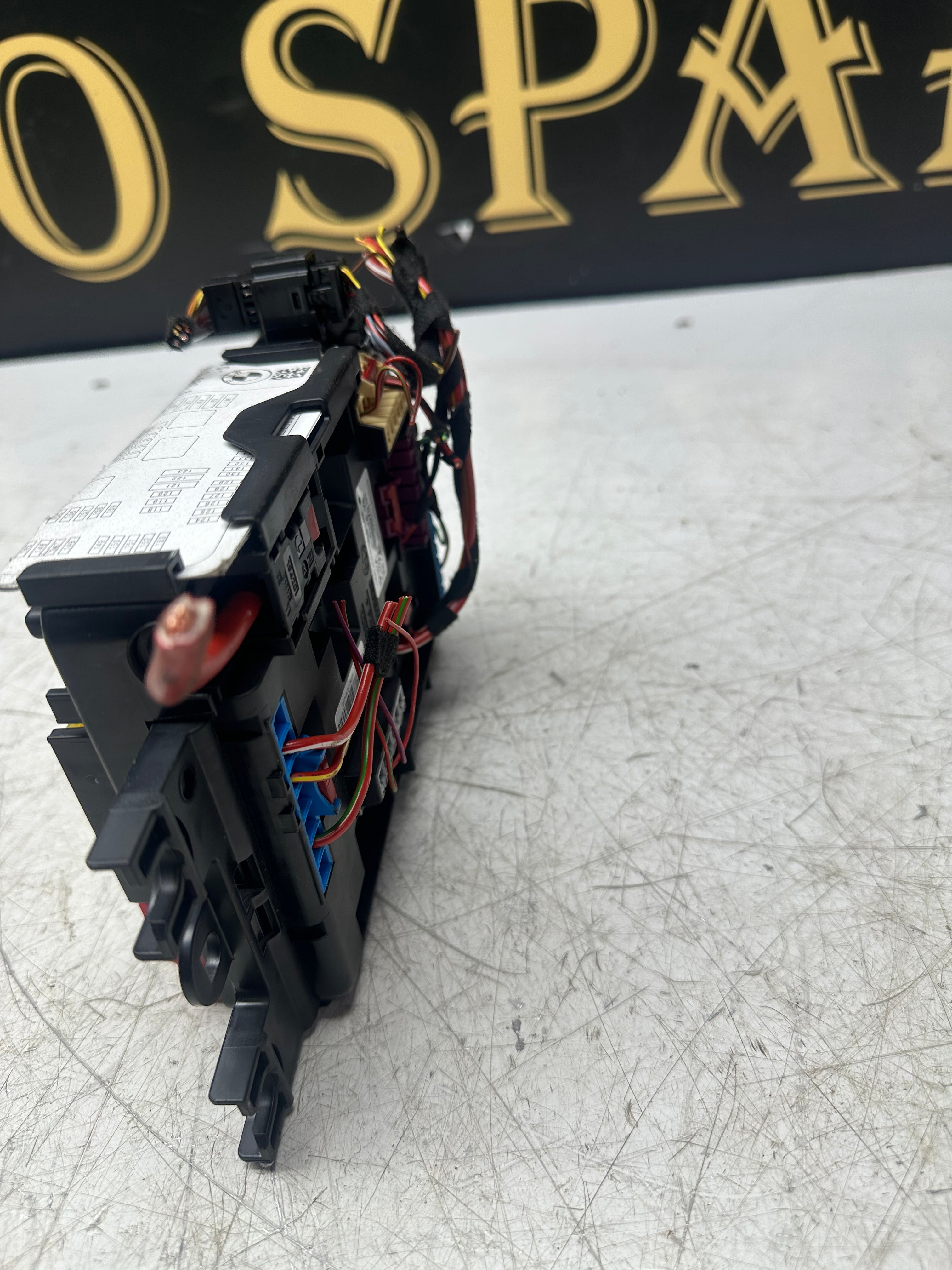 BMW 3 Series F30 LCI Fuse Box Module 9389070 – 2017–2019
