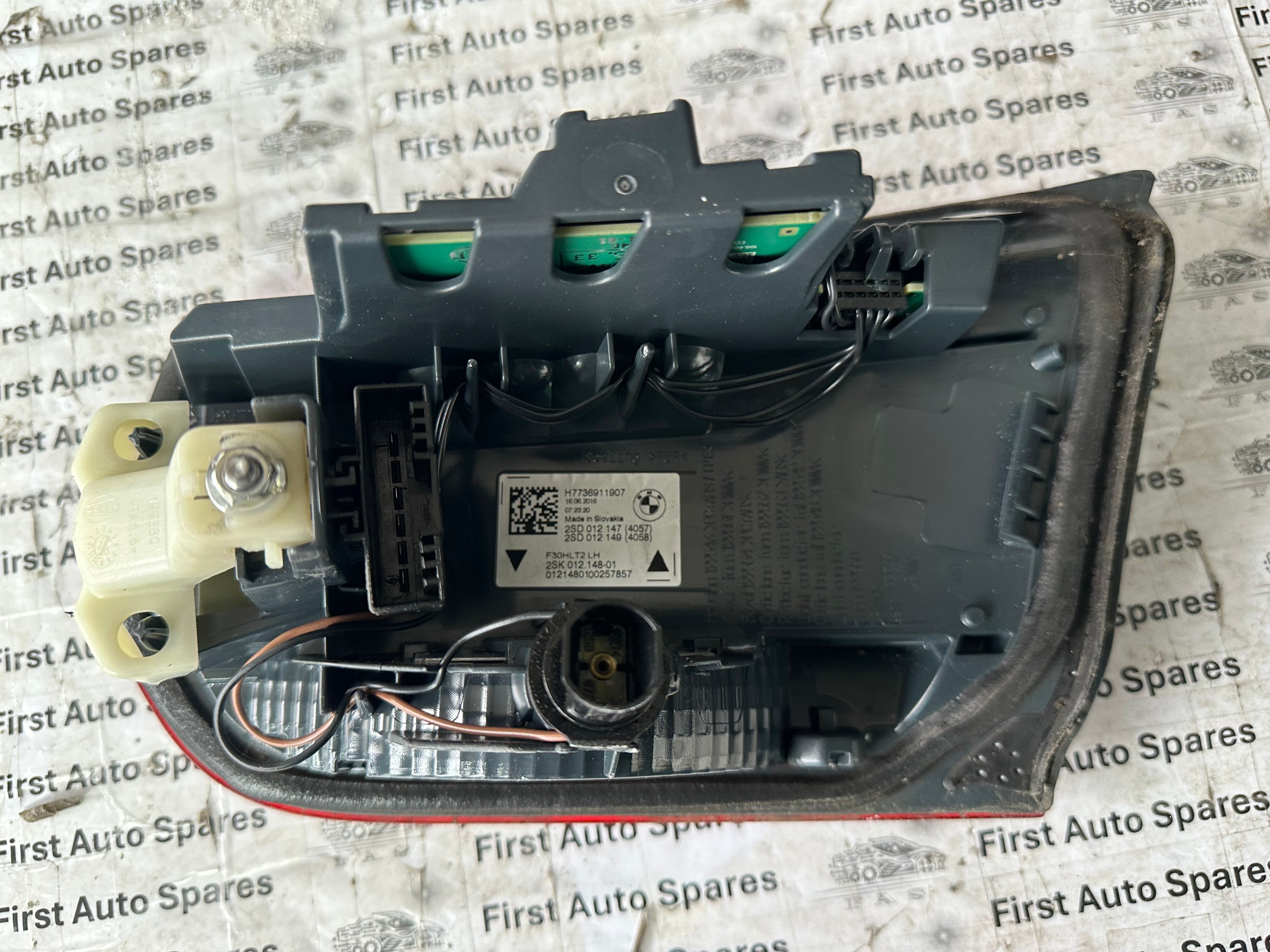 BMW 3 Series 2016–2019 Left N/S Left Inner Rear Light (H7736911907)