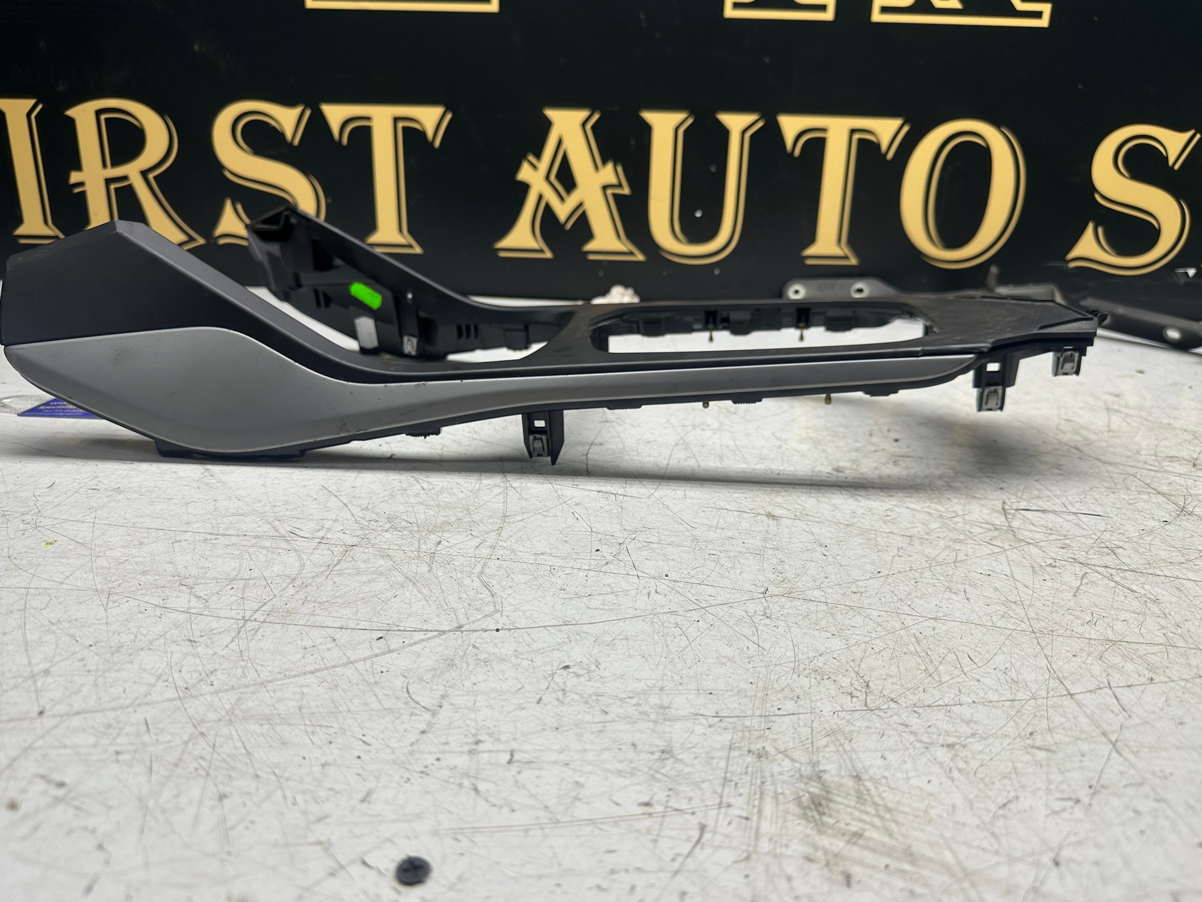 BMW 2 Series Gear Lever (2020–Onwards) (165A049E503)