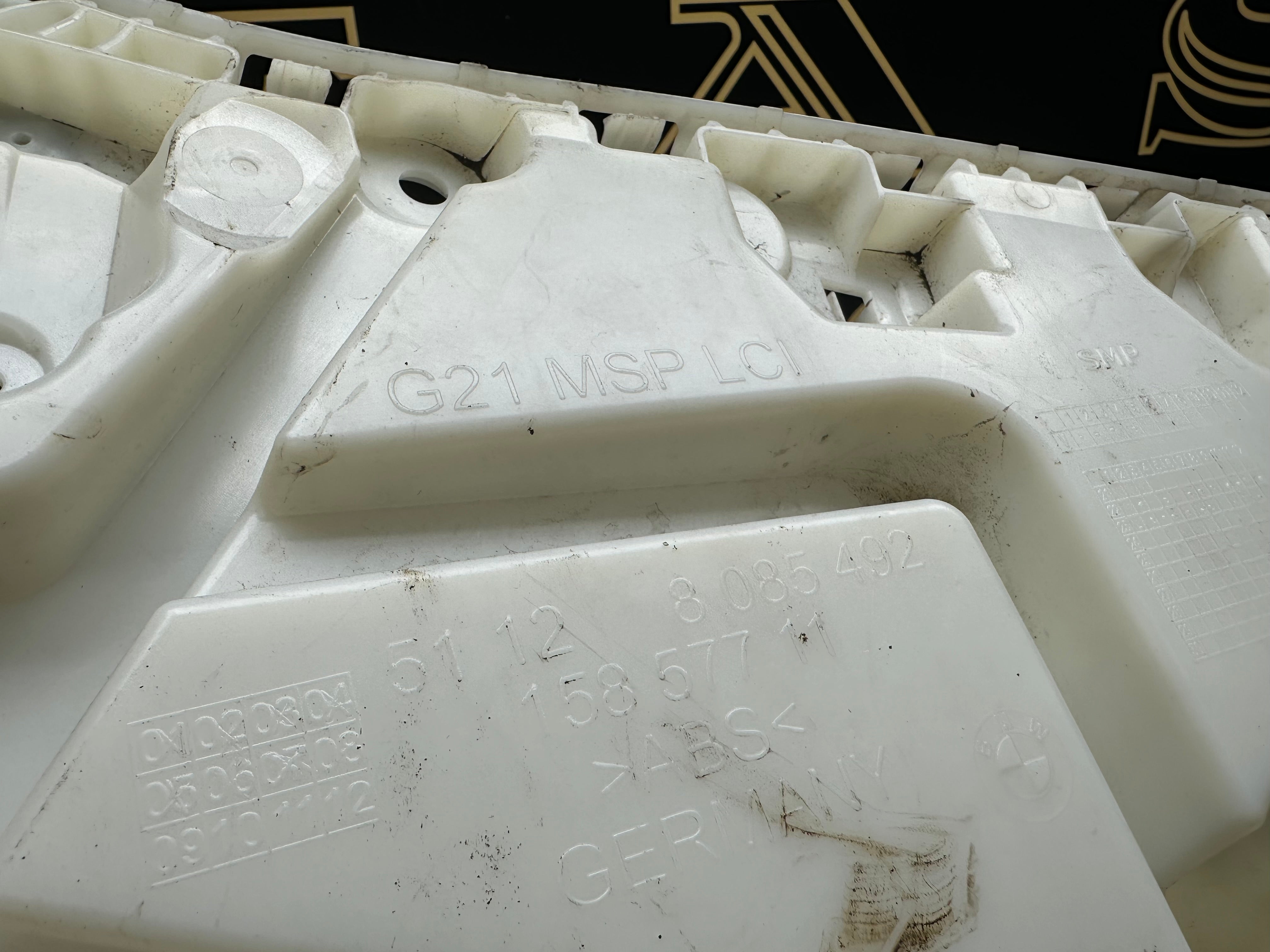 BMW 3 Series G21 LCI Lift Mount Bumper Right RH (51128085492) (158577 11)