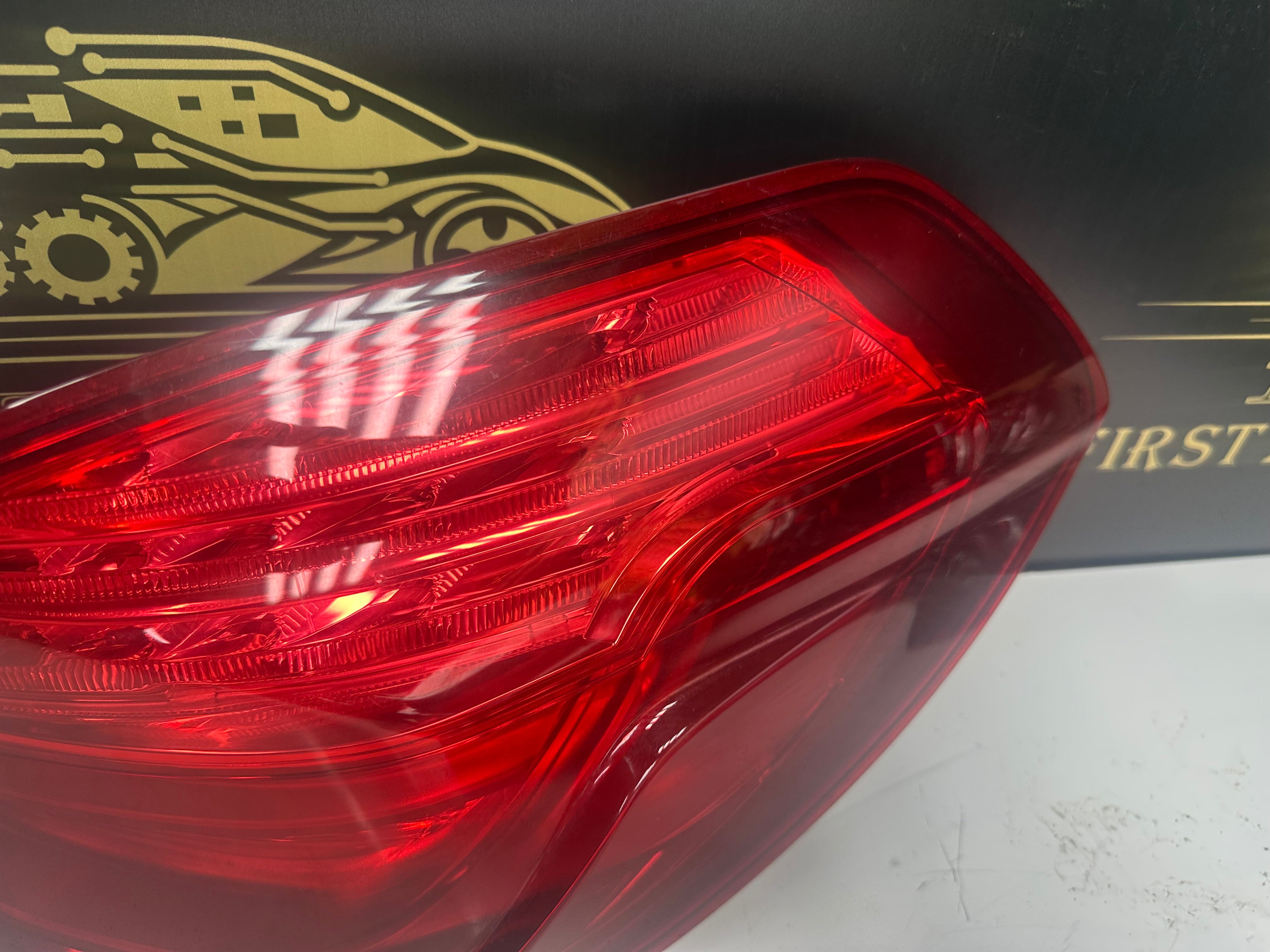 BMW 6 Series F12 2013-2019 Right Rear Tail Light (89505160) (63.21-7210576-08)