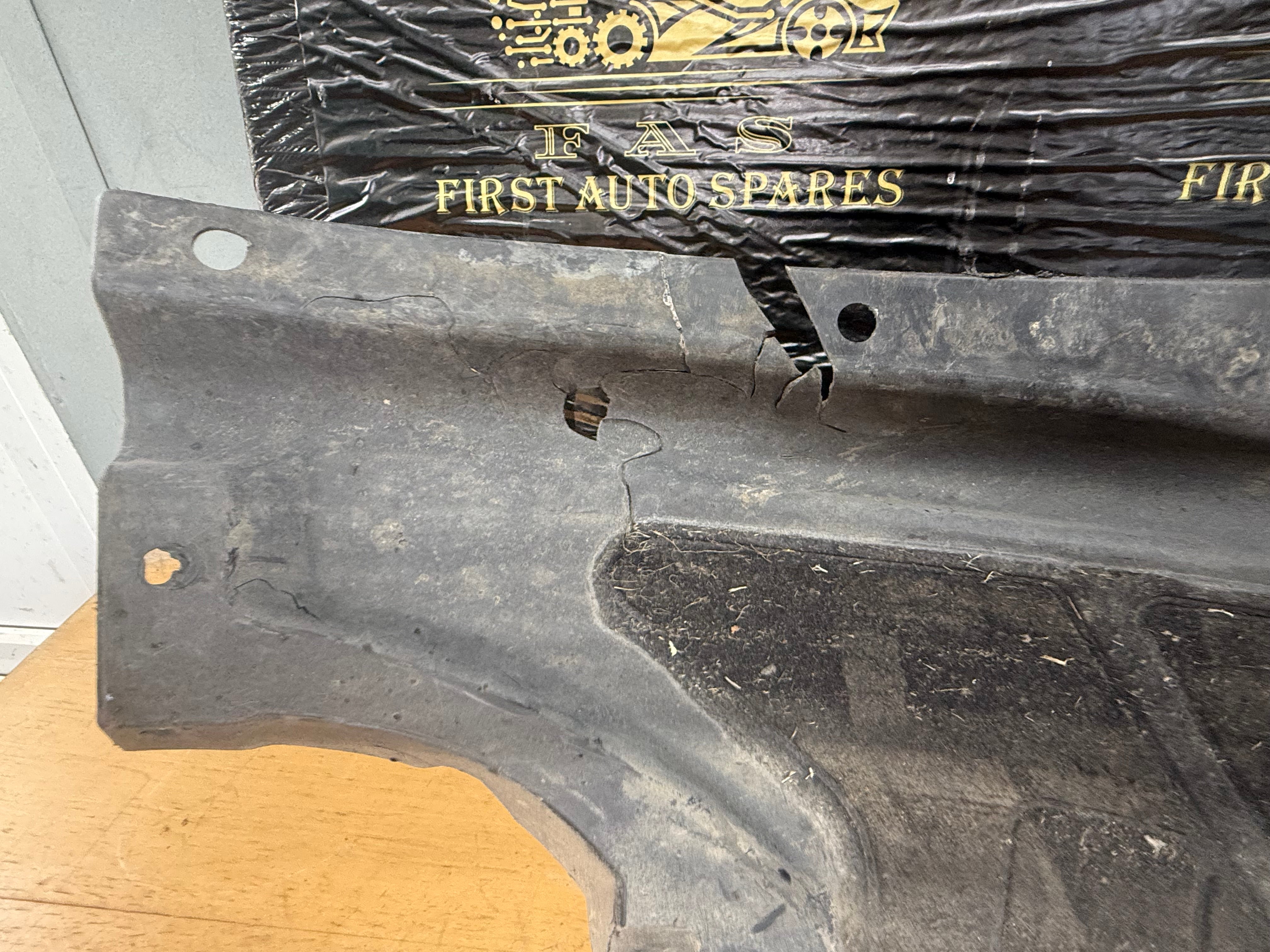 BMW X5 2017 Right Driver’s Side Front (O/S/F) Wheel Arch Cover Liner (7290854)