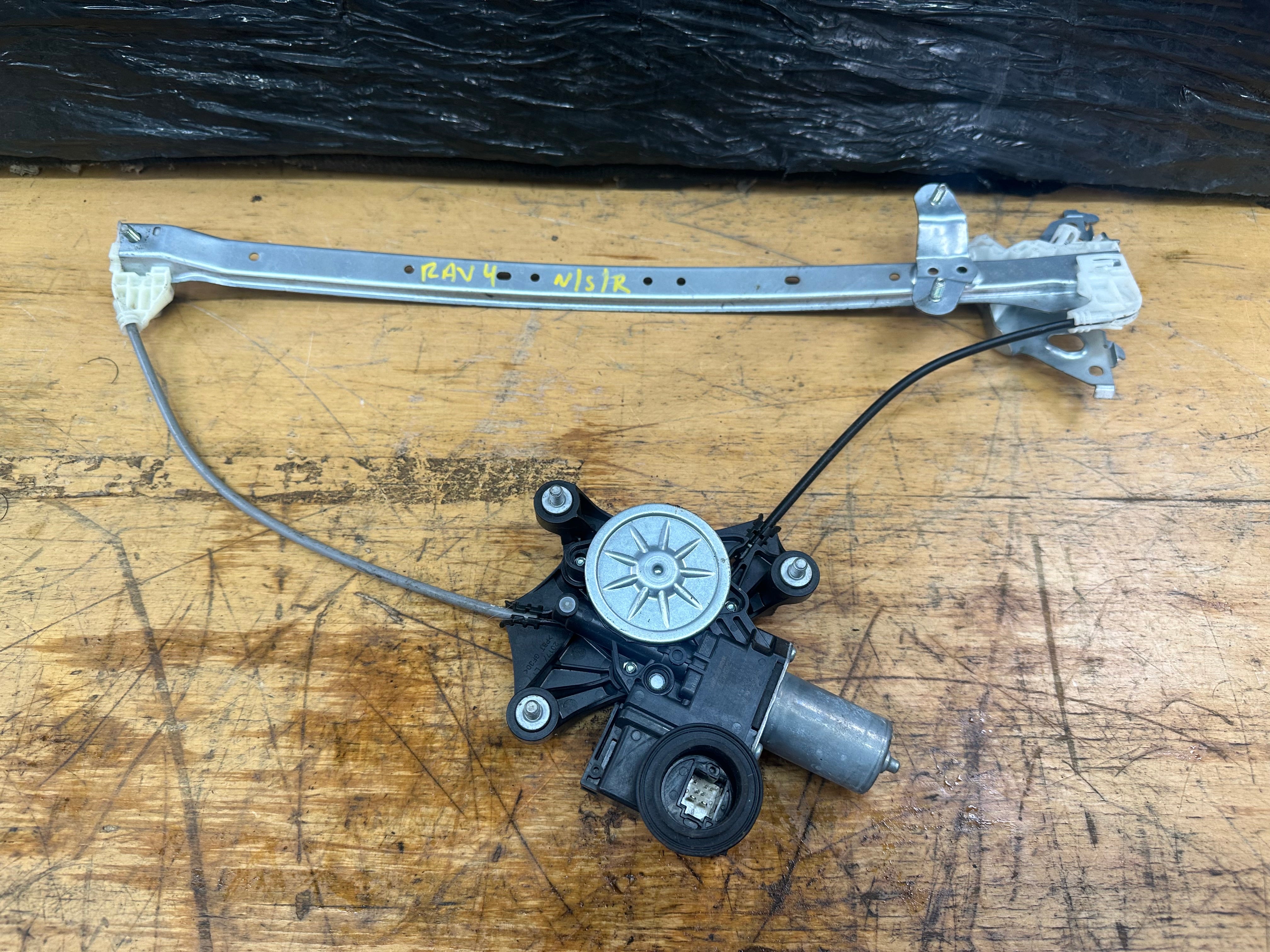 Toyota RAV4 2019–24 Rear Left N/S/R Window Regulator (85720-42140) (062020-5531)