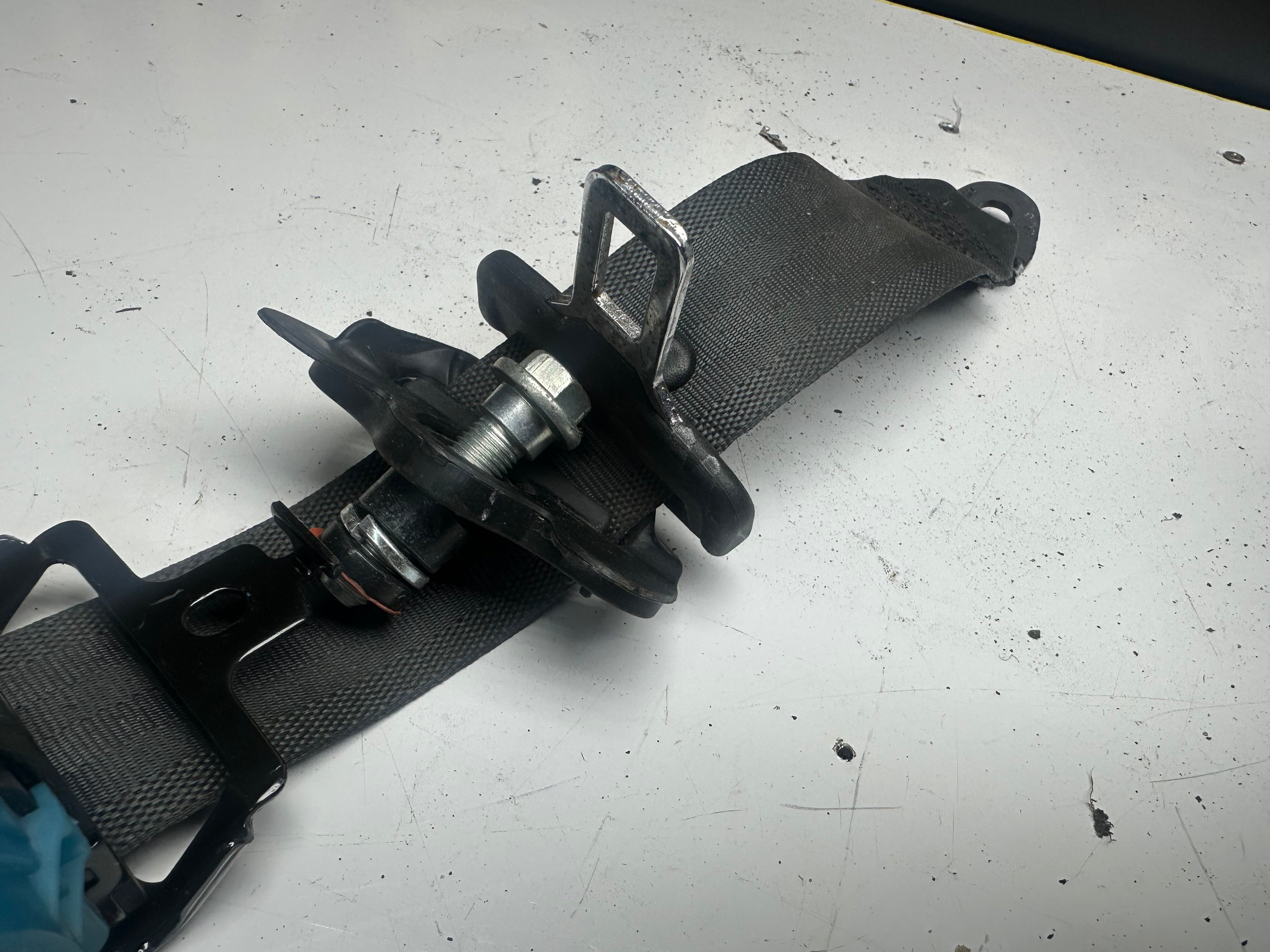 Hyundai i10 2015 MK2 Left Rear Seat Belt (89810-B9000)