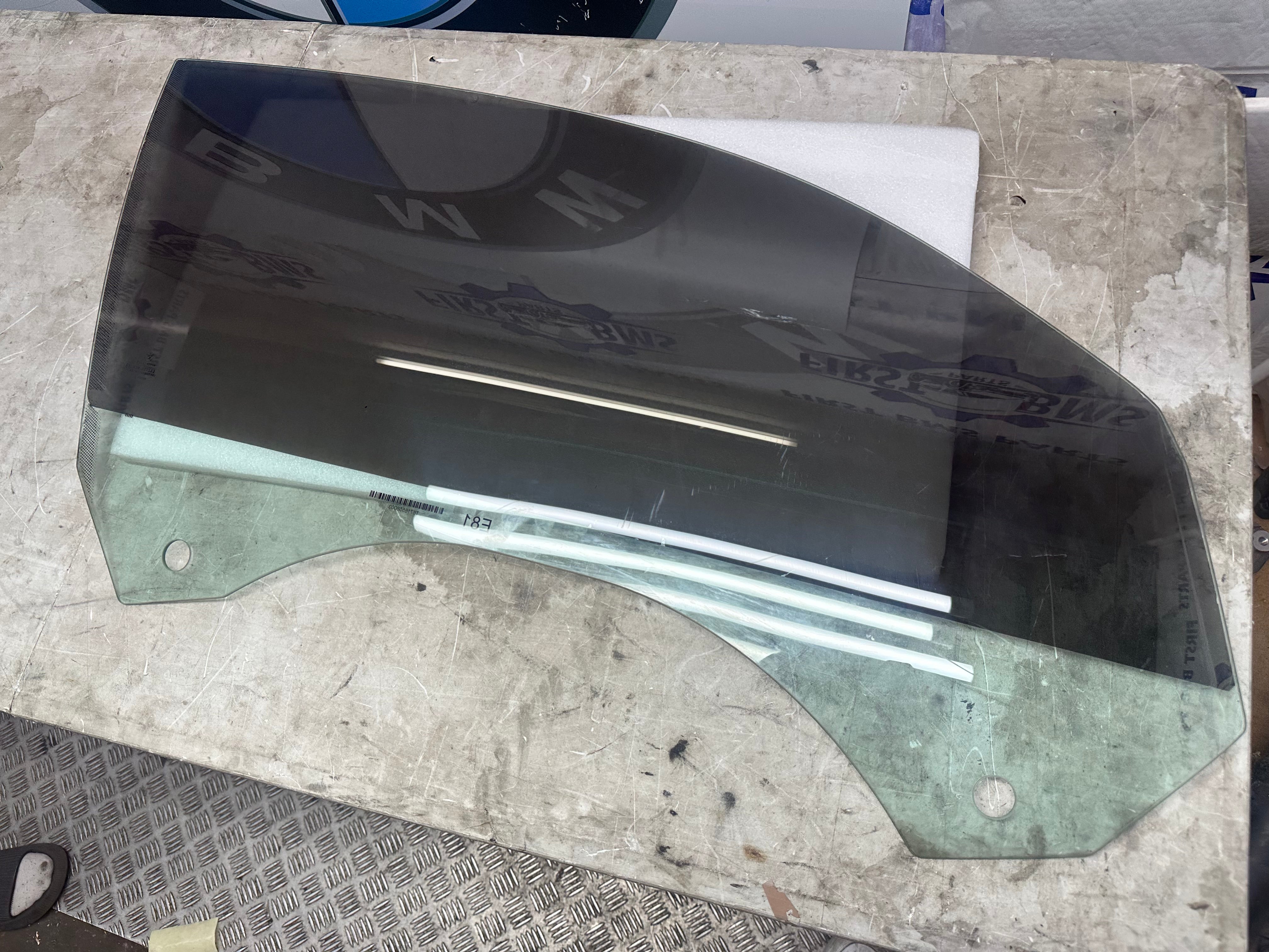 BMW 1 Series E81 Driver Side Door Glass – 2007–2012
