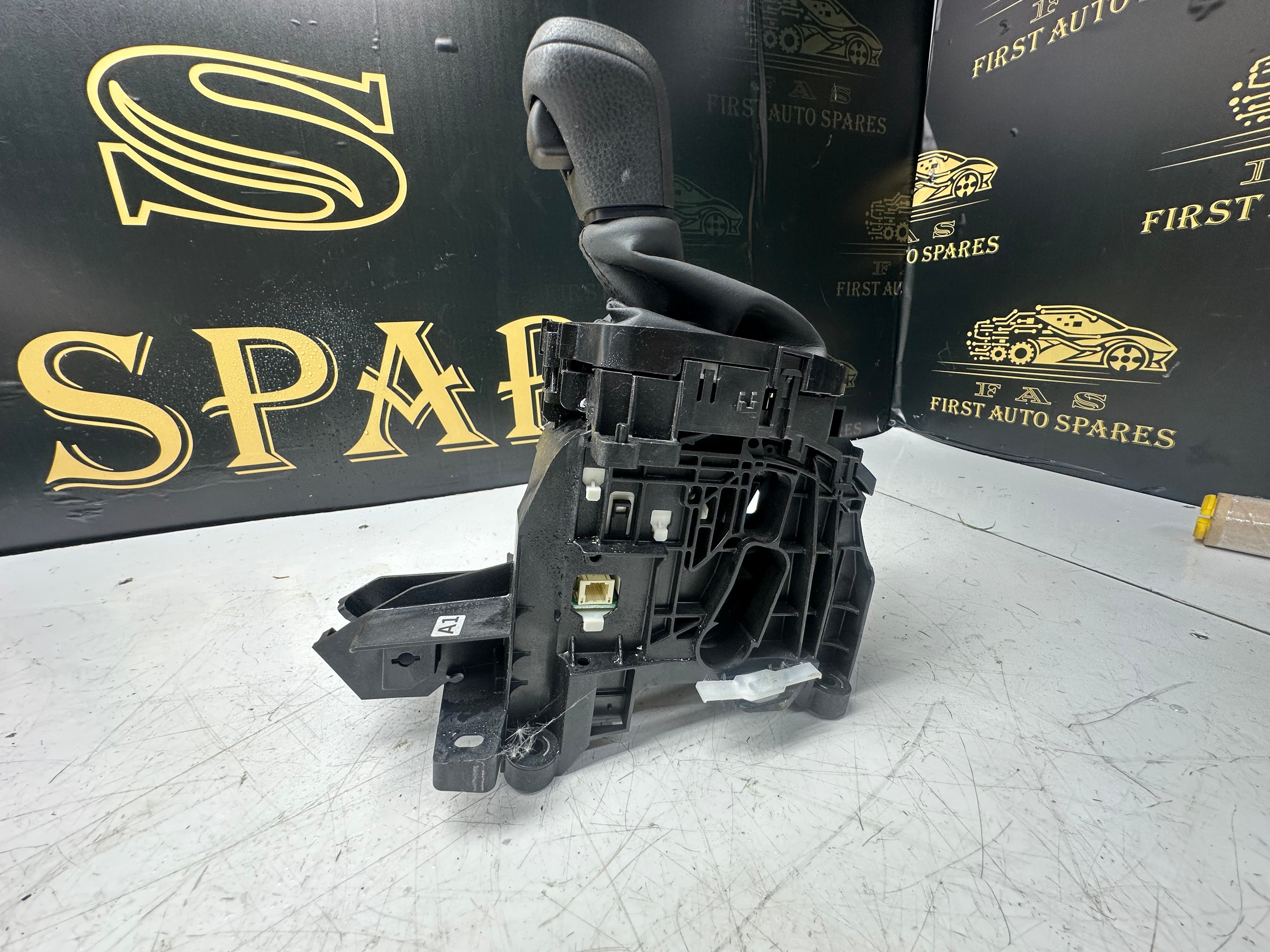 Toyota Yaris 2022 Automatic Gear Selector |(75G591-RHD)
