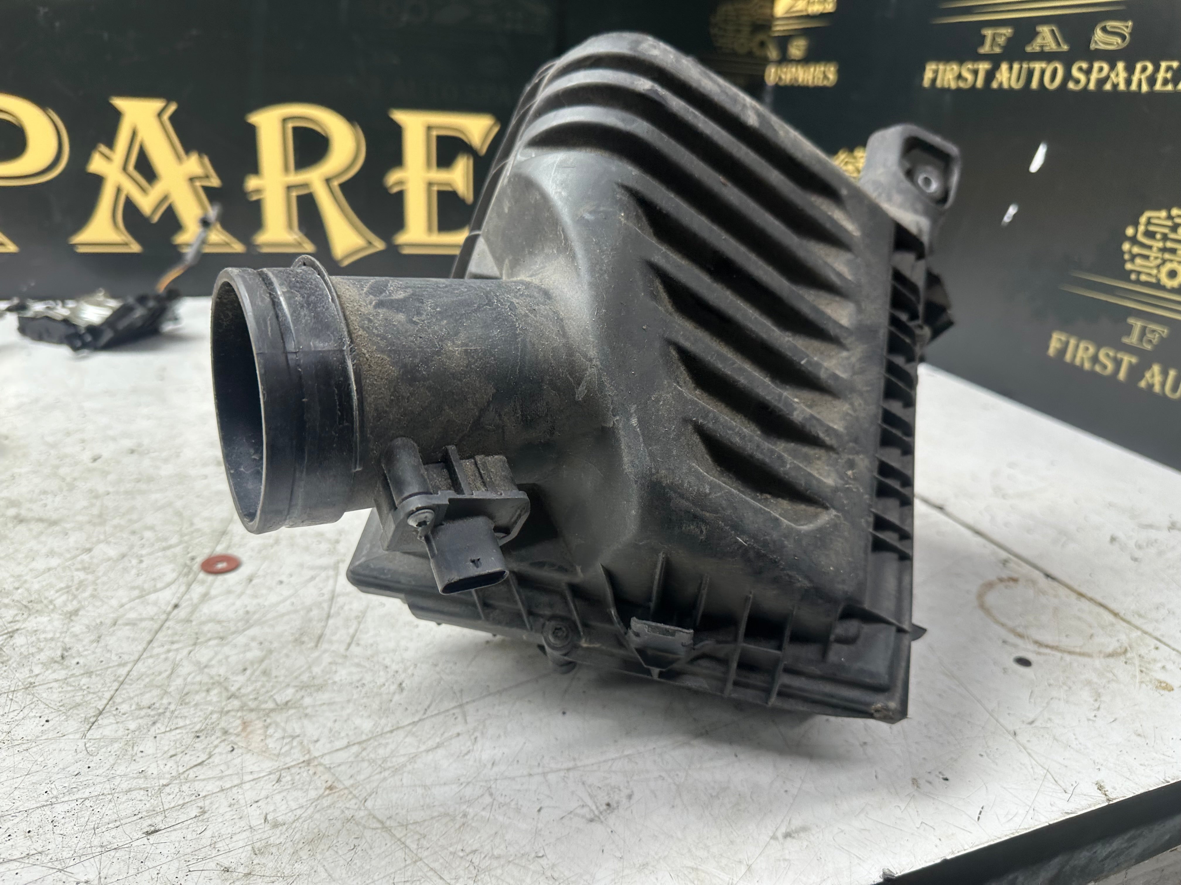 Mini Cooper F56 2018 Sport Air Filter Box 1.5 Petrol (8655834 03)
