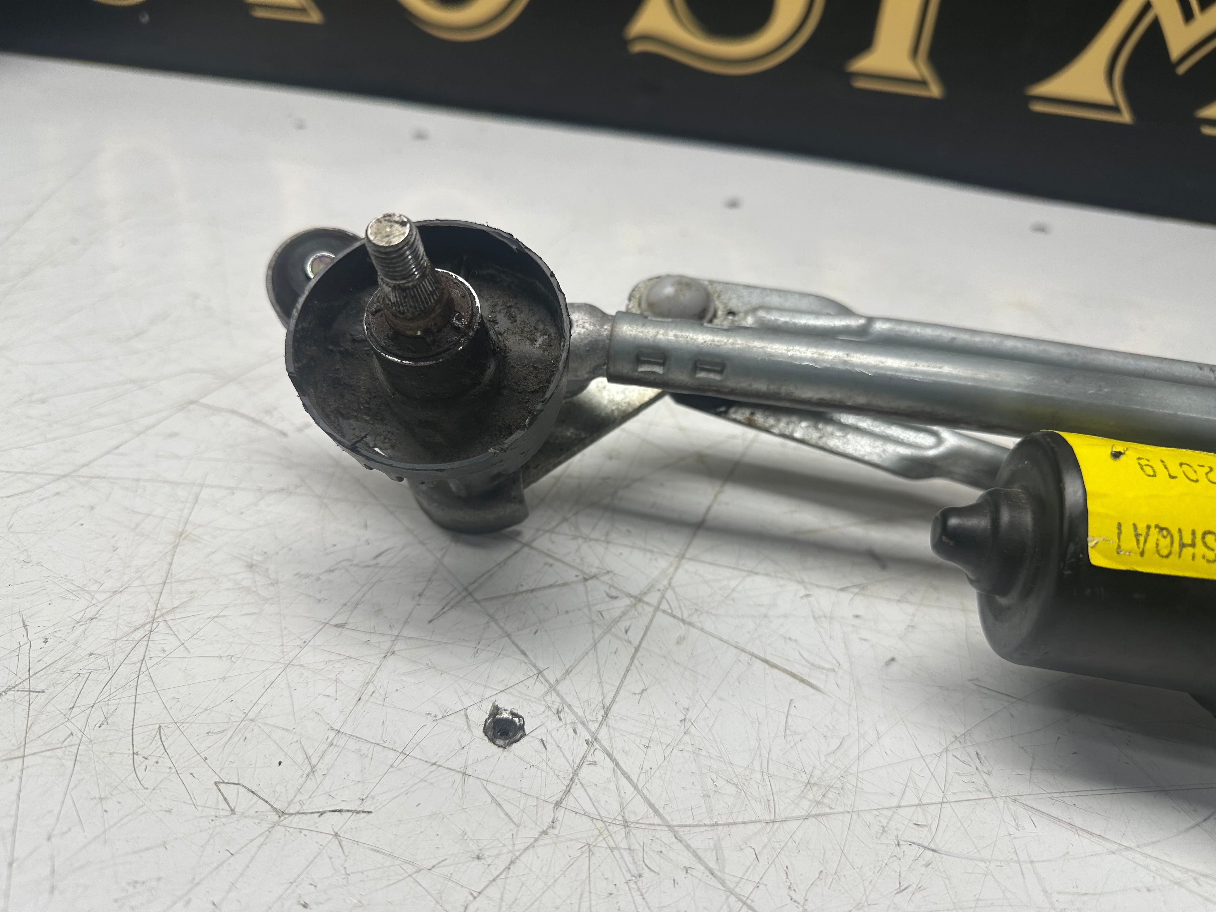 Nissan Qashqai J11 2019 Wiper Motor & Linkage (288004EA0A)