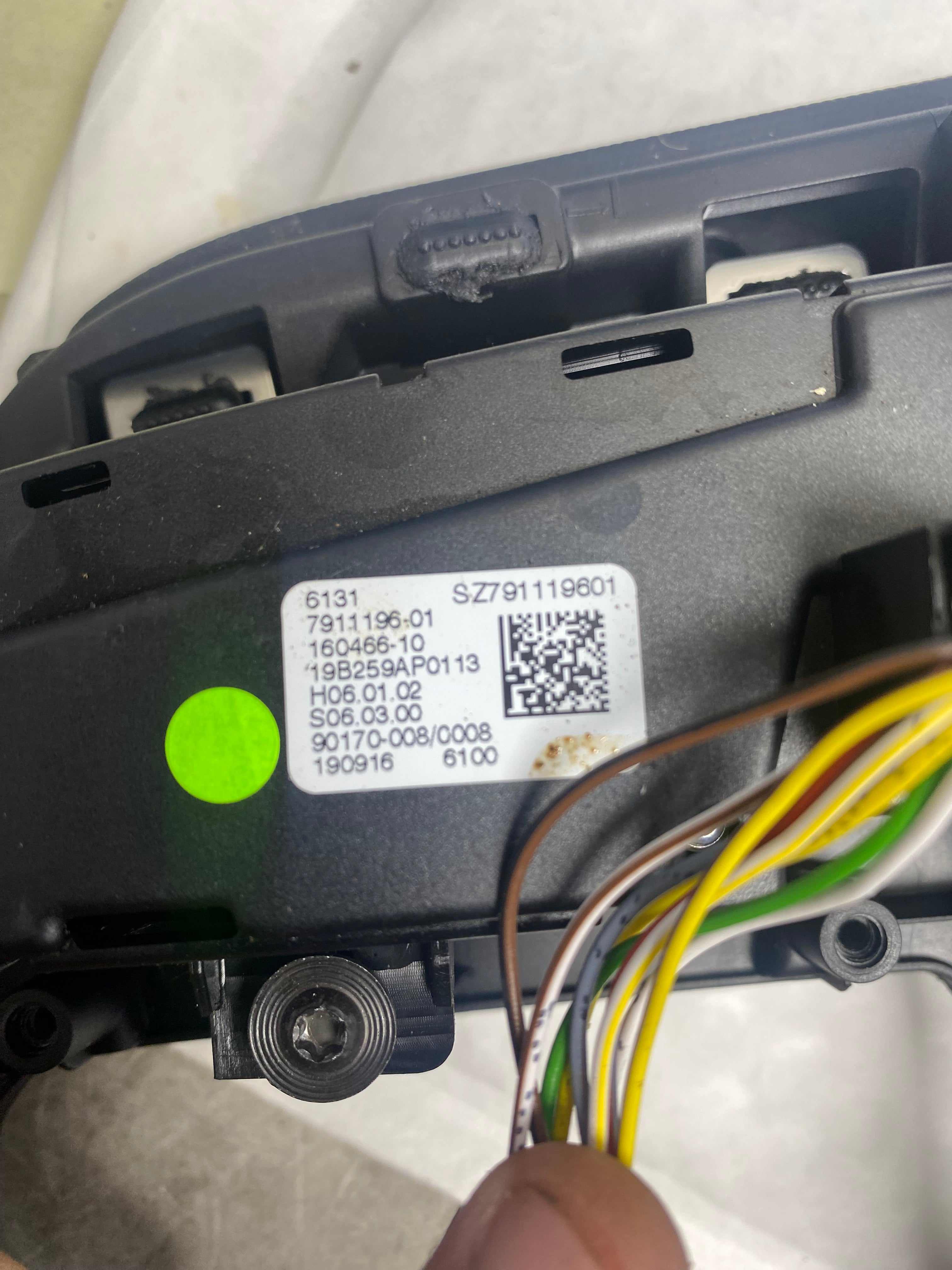 BMW F40 Console Centre Trim With Buttons – 2019–2024